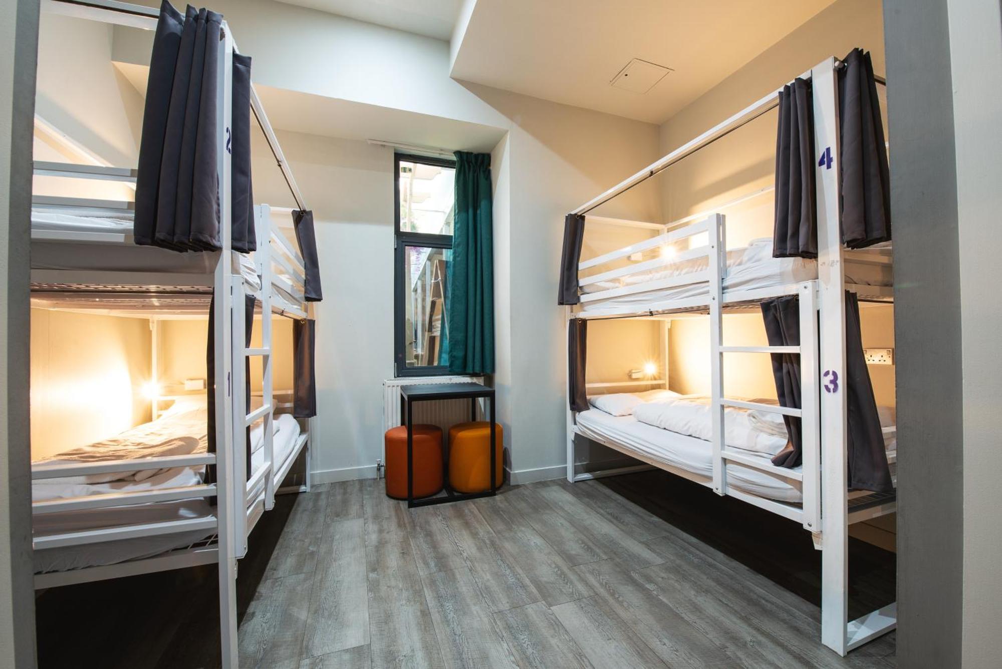 Bed 4-Bed Dormitory Room