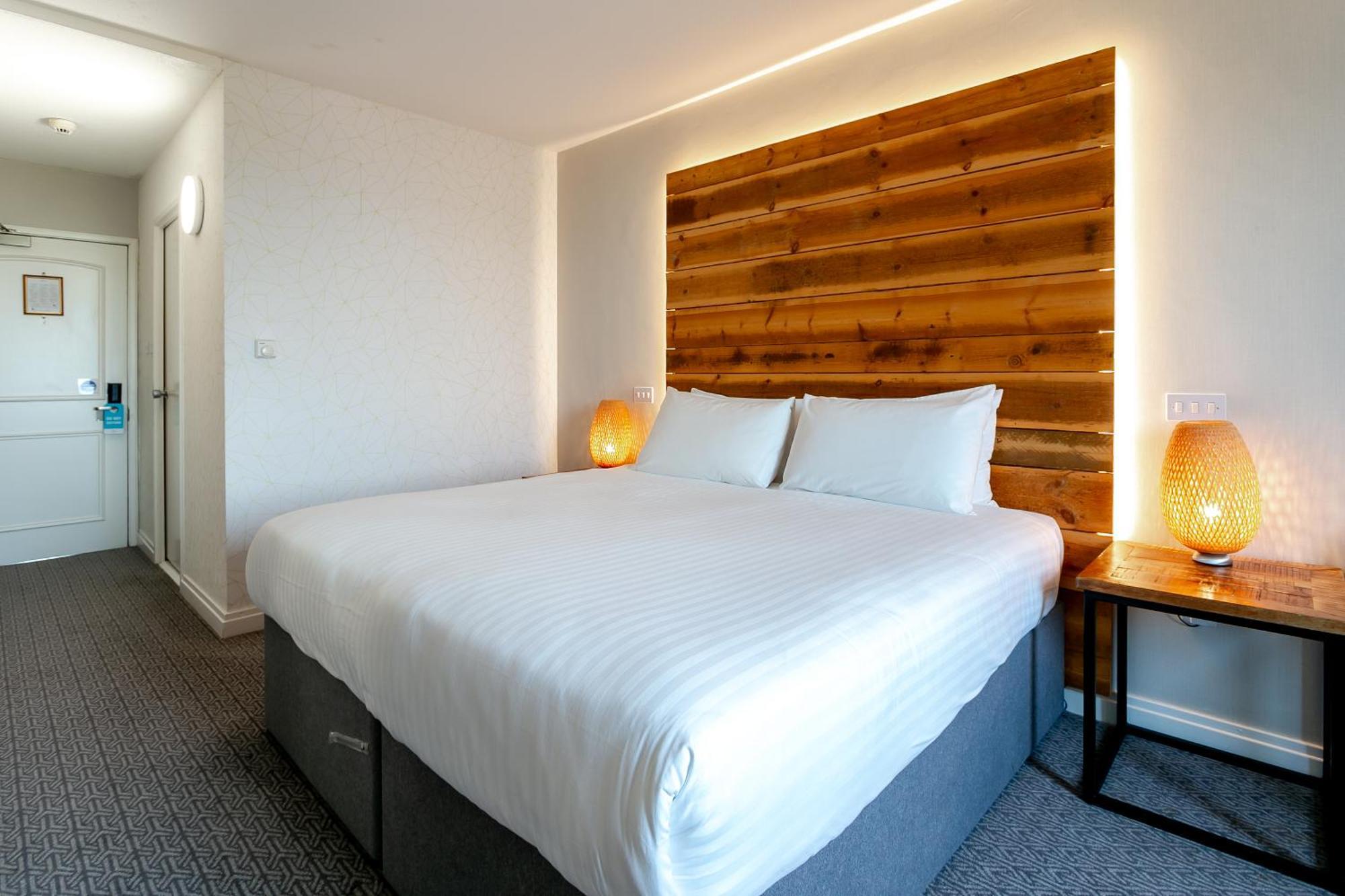 Classic Double Room - Non-Smoking