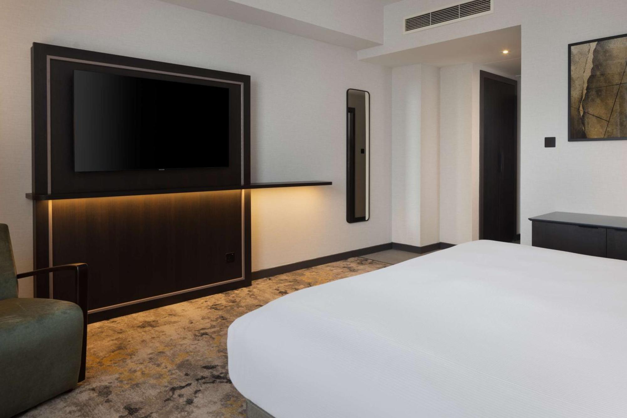 King Guest Room