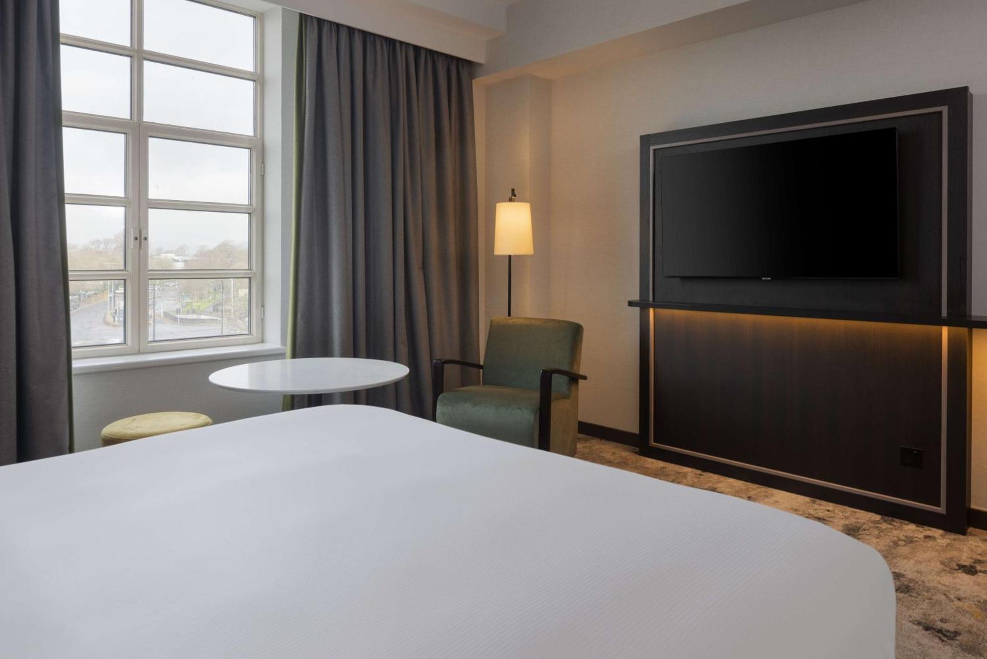 King Guest Room