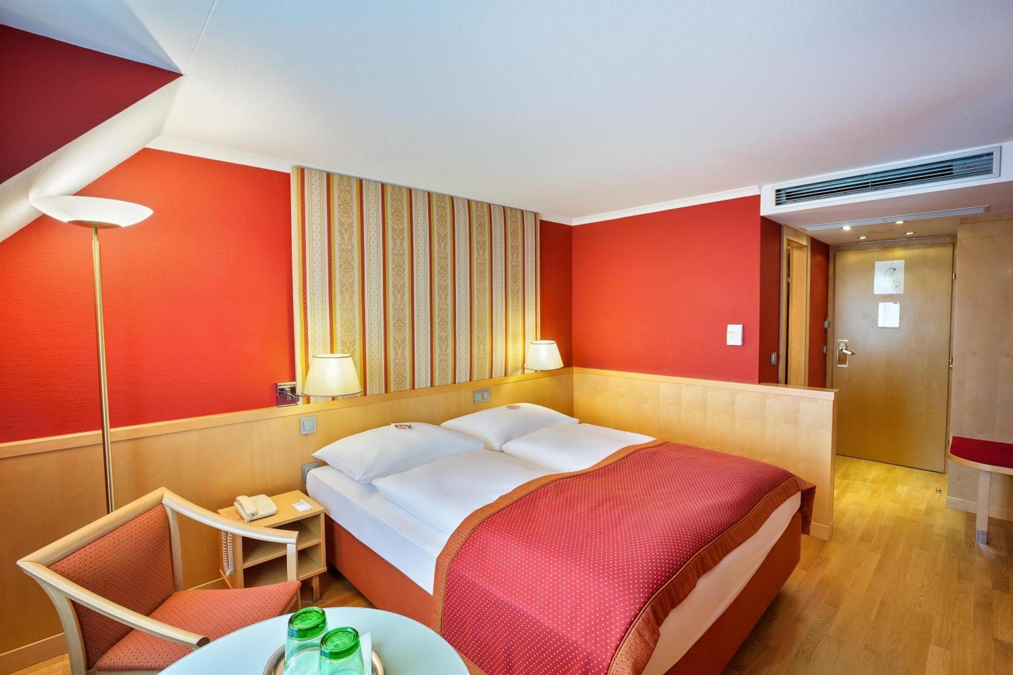 Classic Double Room
