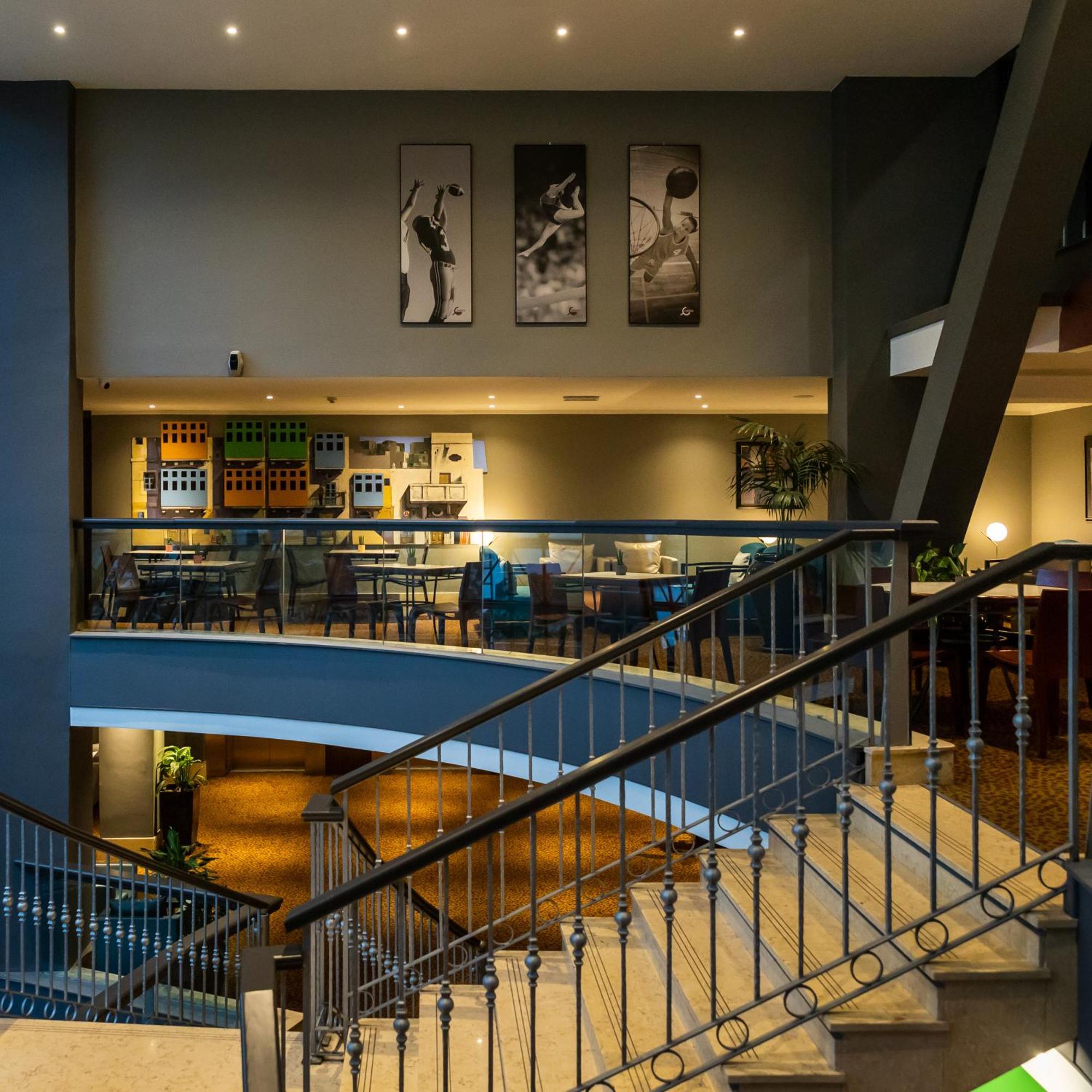 Premium King Room - Opal Lounge Access