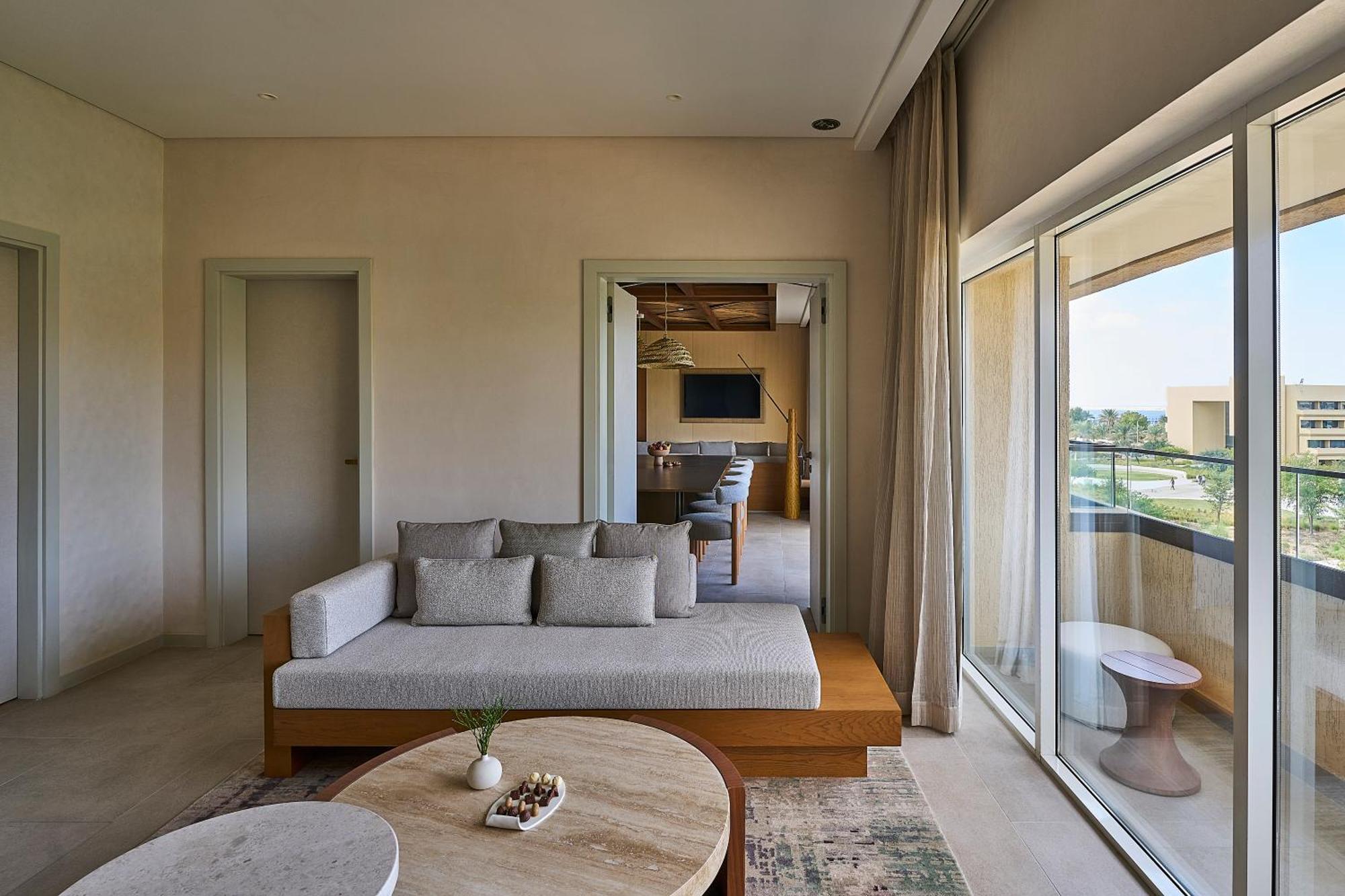 Superior King Suite
