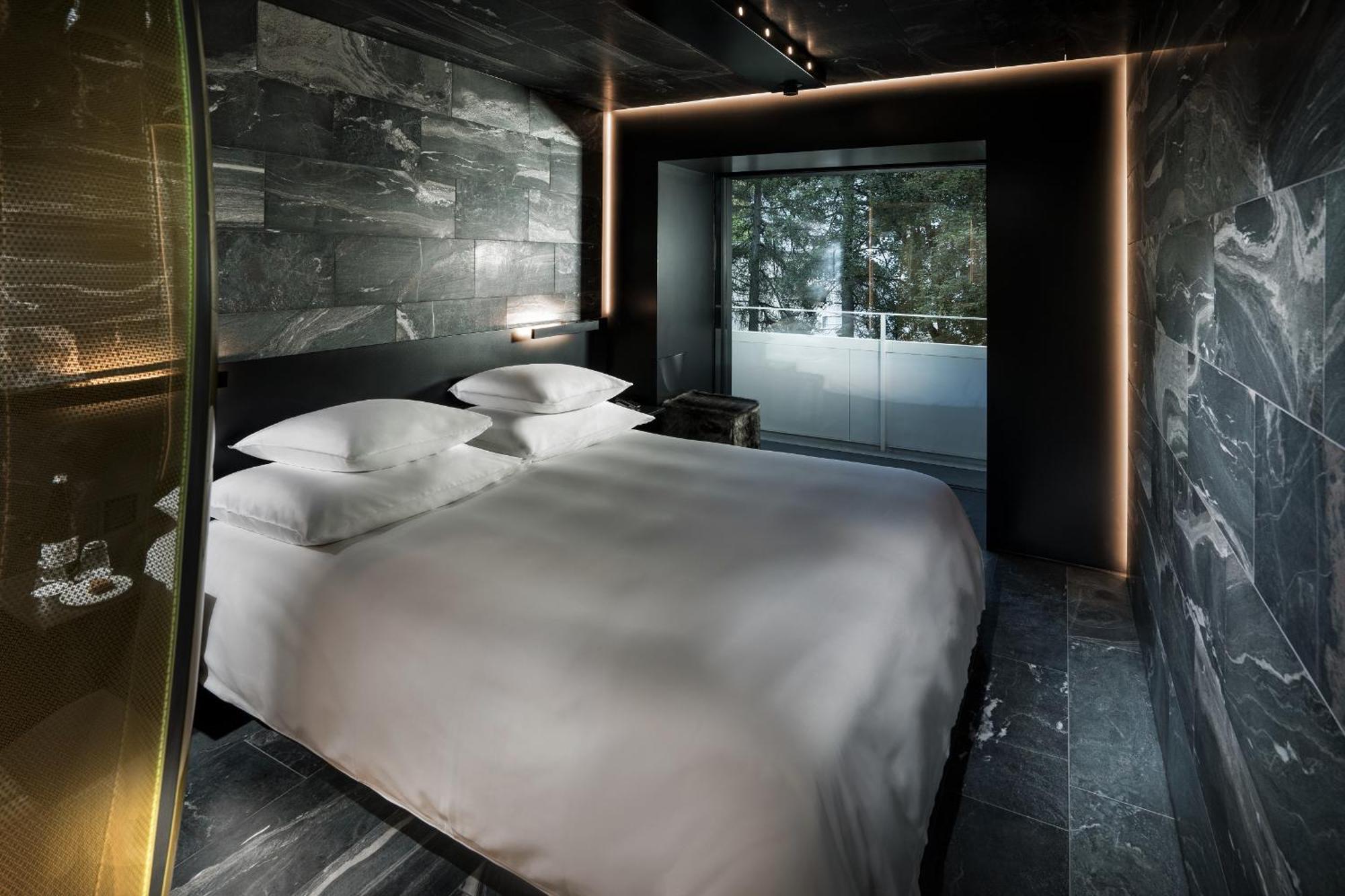 Double Room Balcony MAYNE STONE