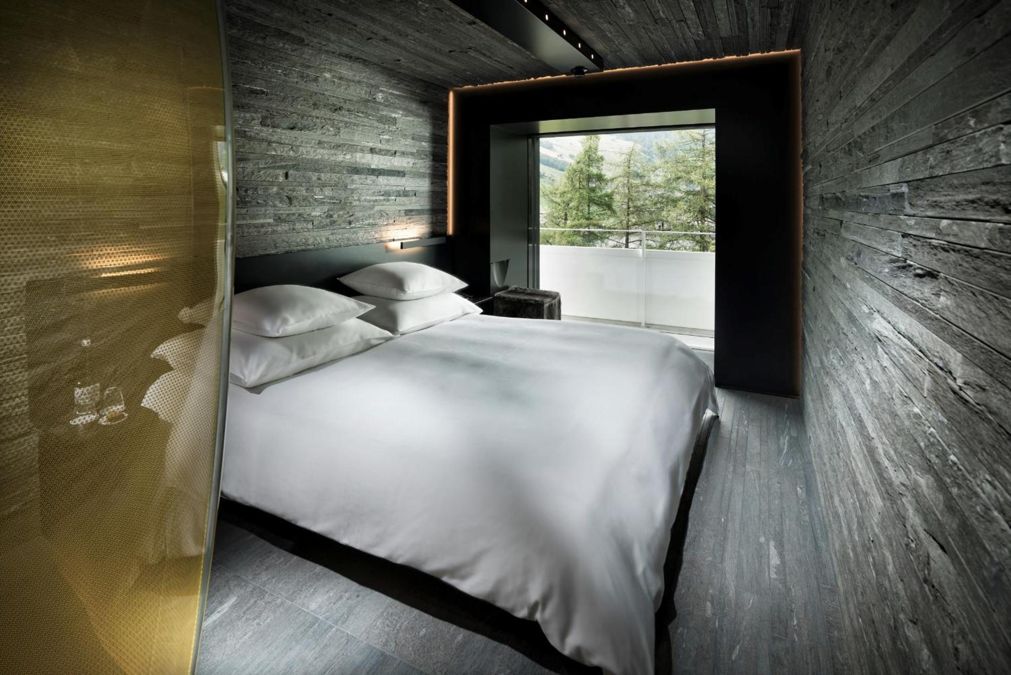 Double Room Balcony MAYNE STONE