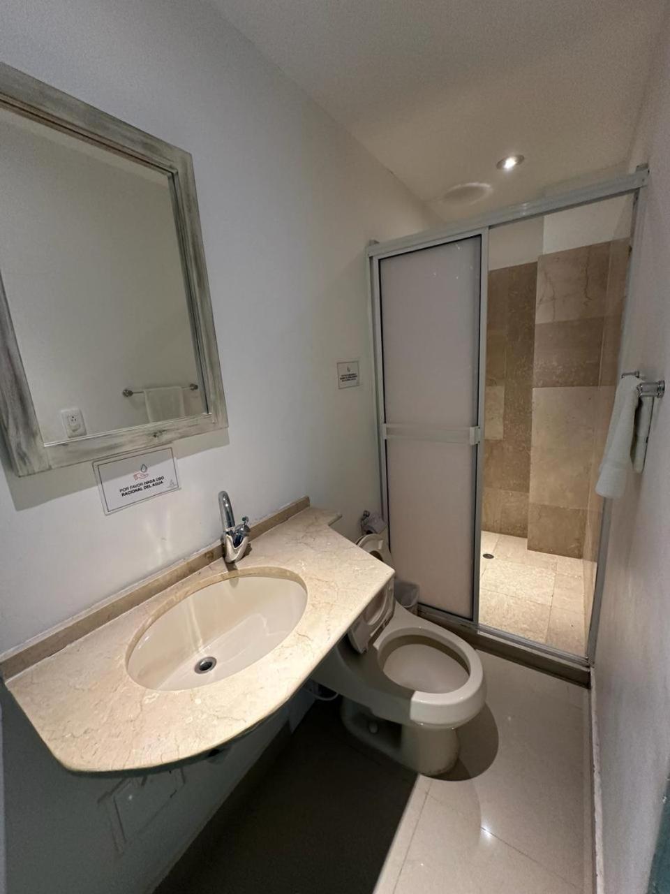 Double Room Private Bathroom