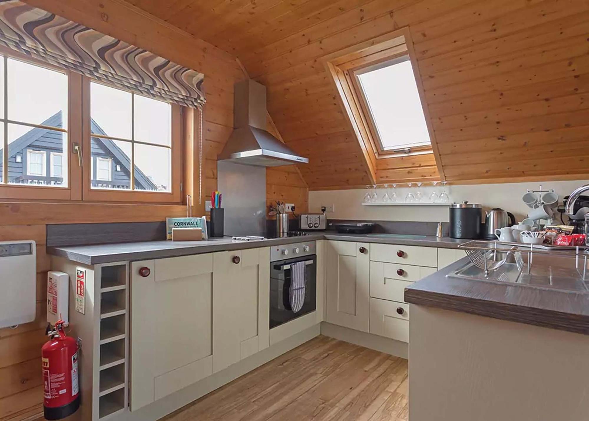 Scandinavian 2 Bedroom Lodge Dog Friendly