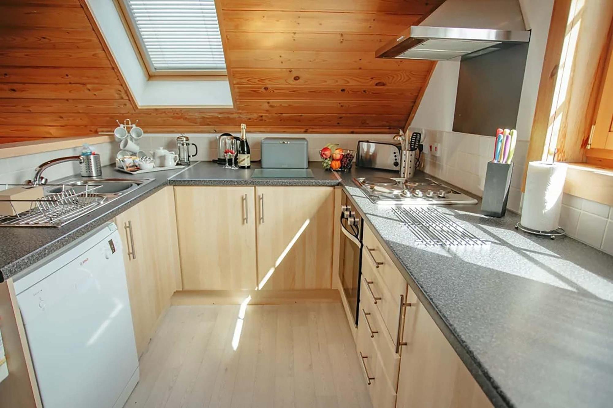 Scandinavian 2 Bedroom Lodge Dog Friendly