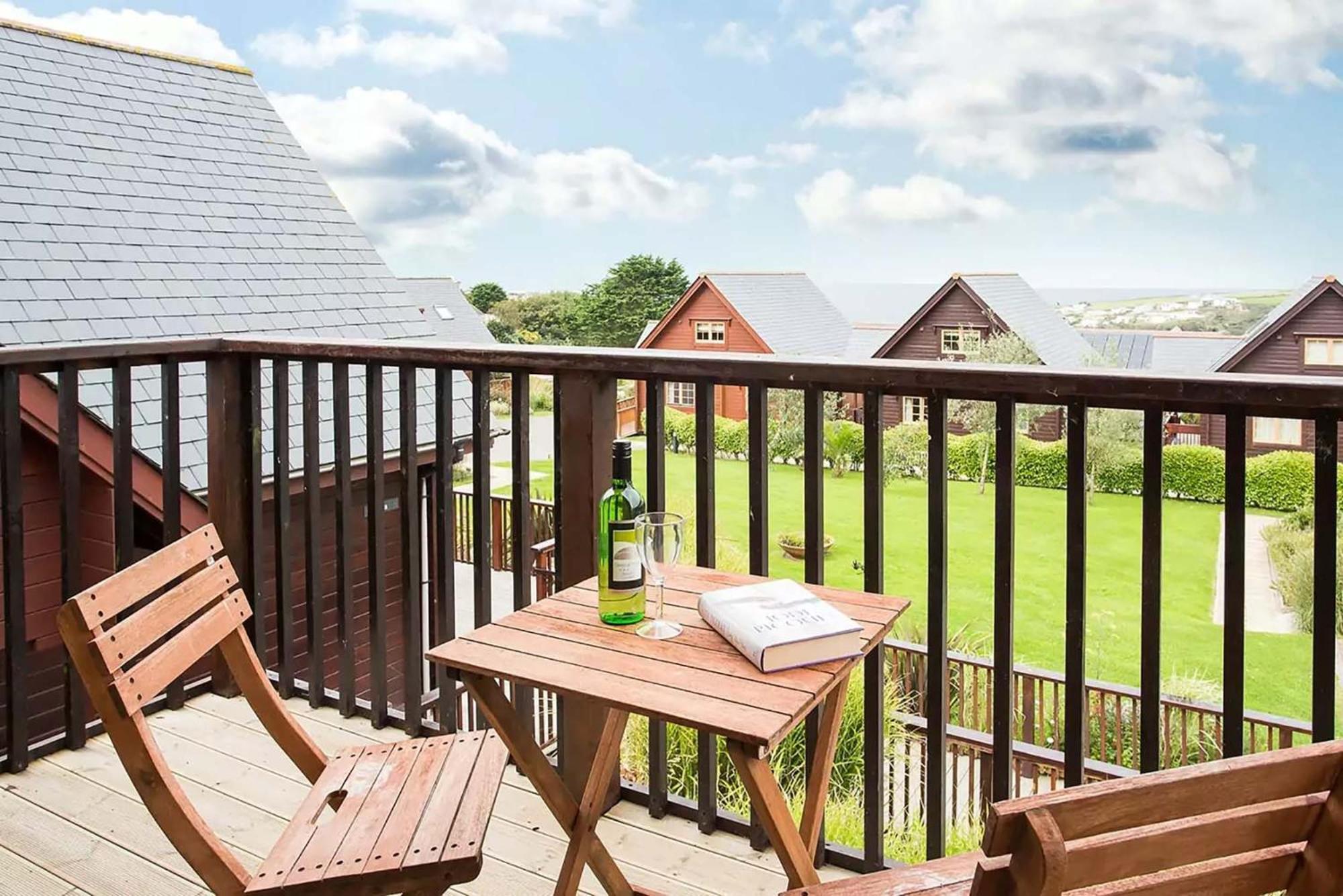 Scandinavian 3 Bedroom Lodge Dog Friendly