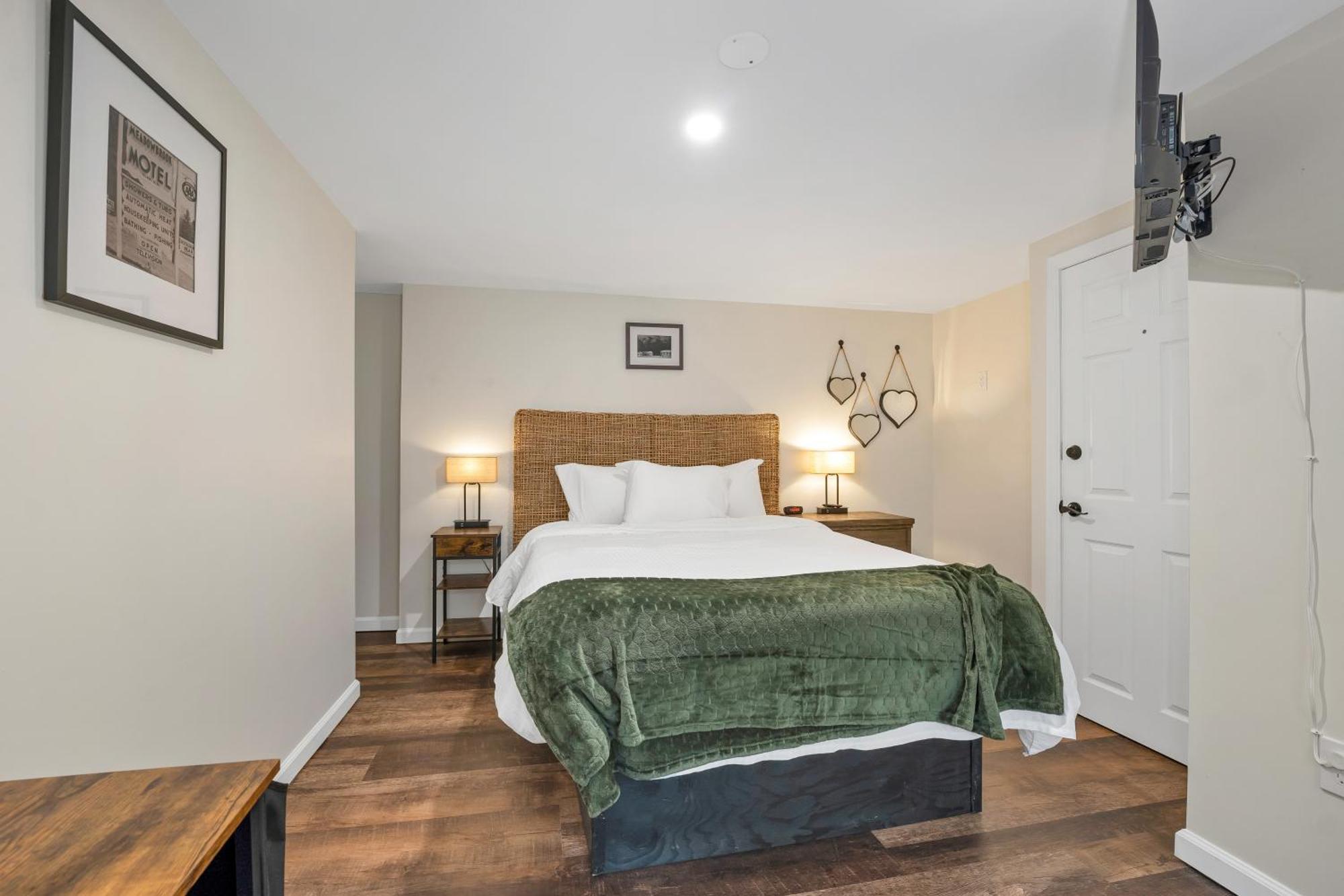 Economy Quadruple Room
