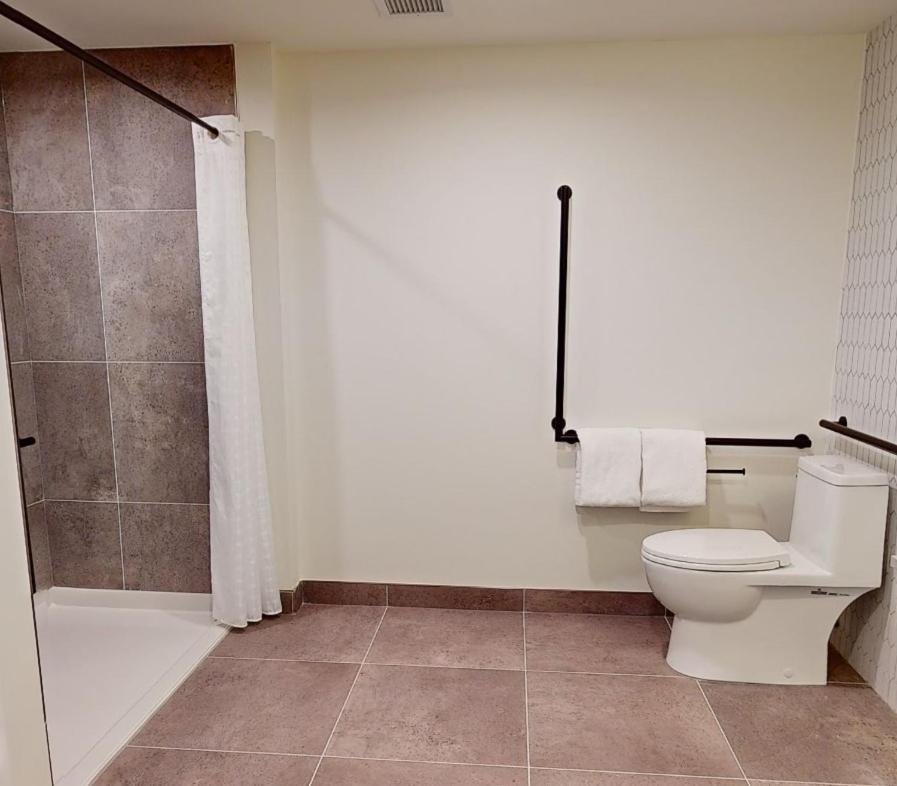 One Bedroom Suite ADA
