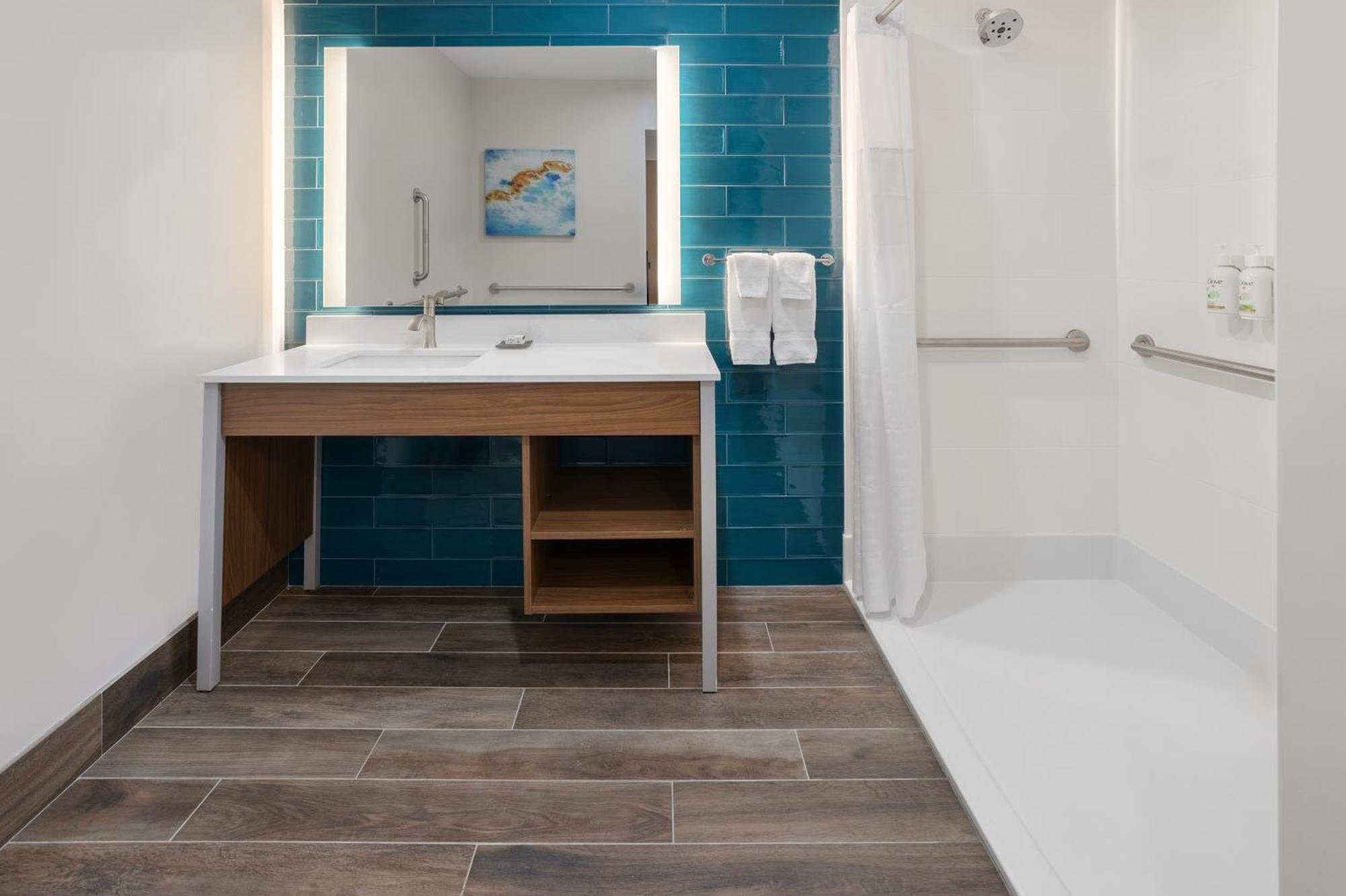 Queen Room with Two Queen Beds, Miblity Access and Bathtub with Grab Bars, Non-Smoking