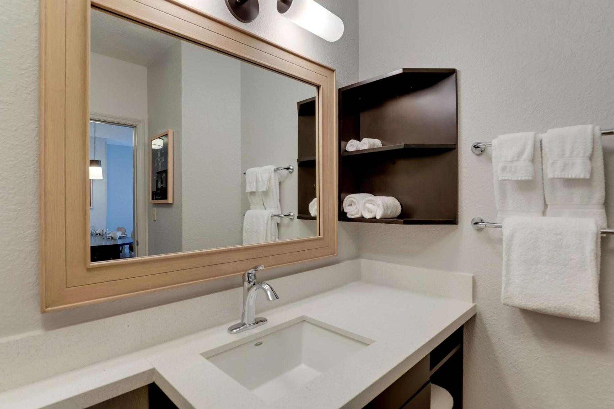 Queen Studio Suite