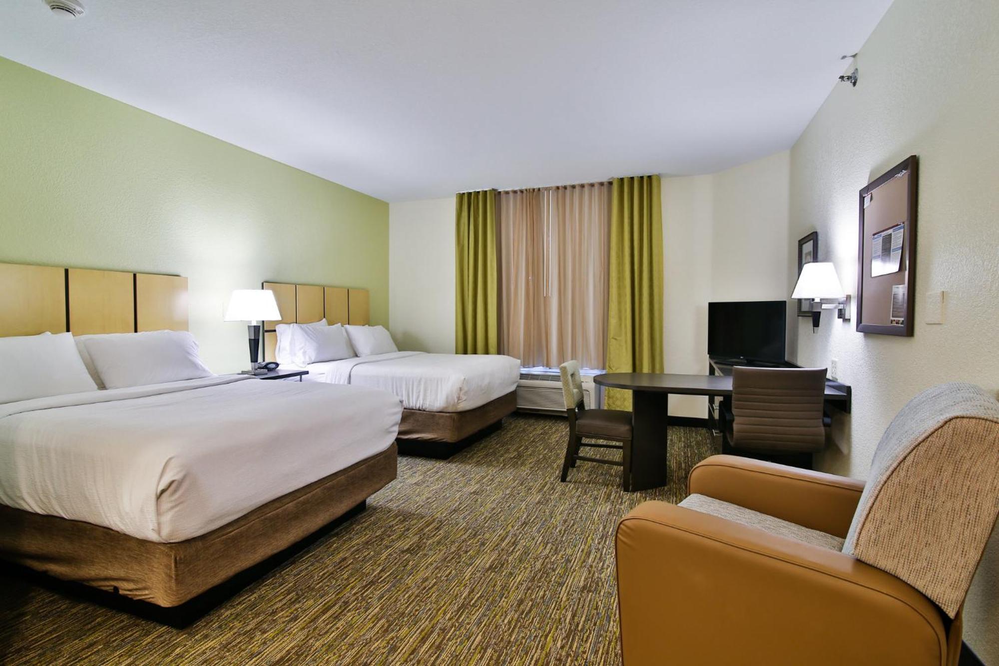 Queen Studio Two Queen Beds Hearing Accessible Non-Smoking