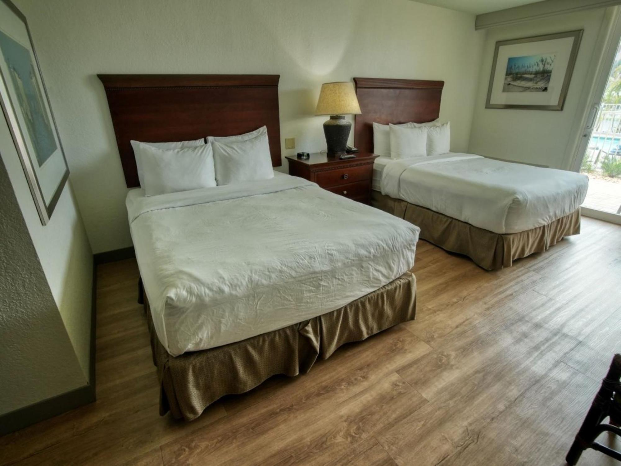 Queen Room Two Queen Beds Marina View Non-Smoking