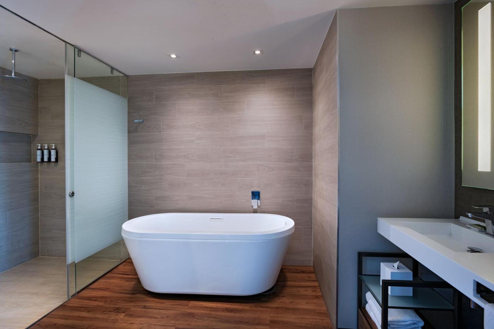 Suite Deluxe con bañera de hidromasaje