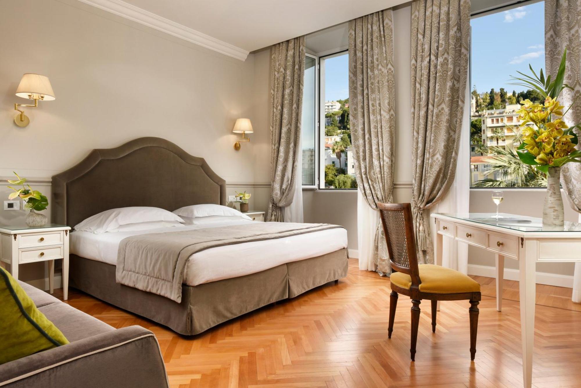 Superior Double or Twin Room with Hill View