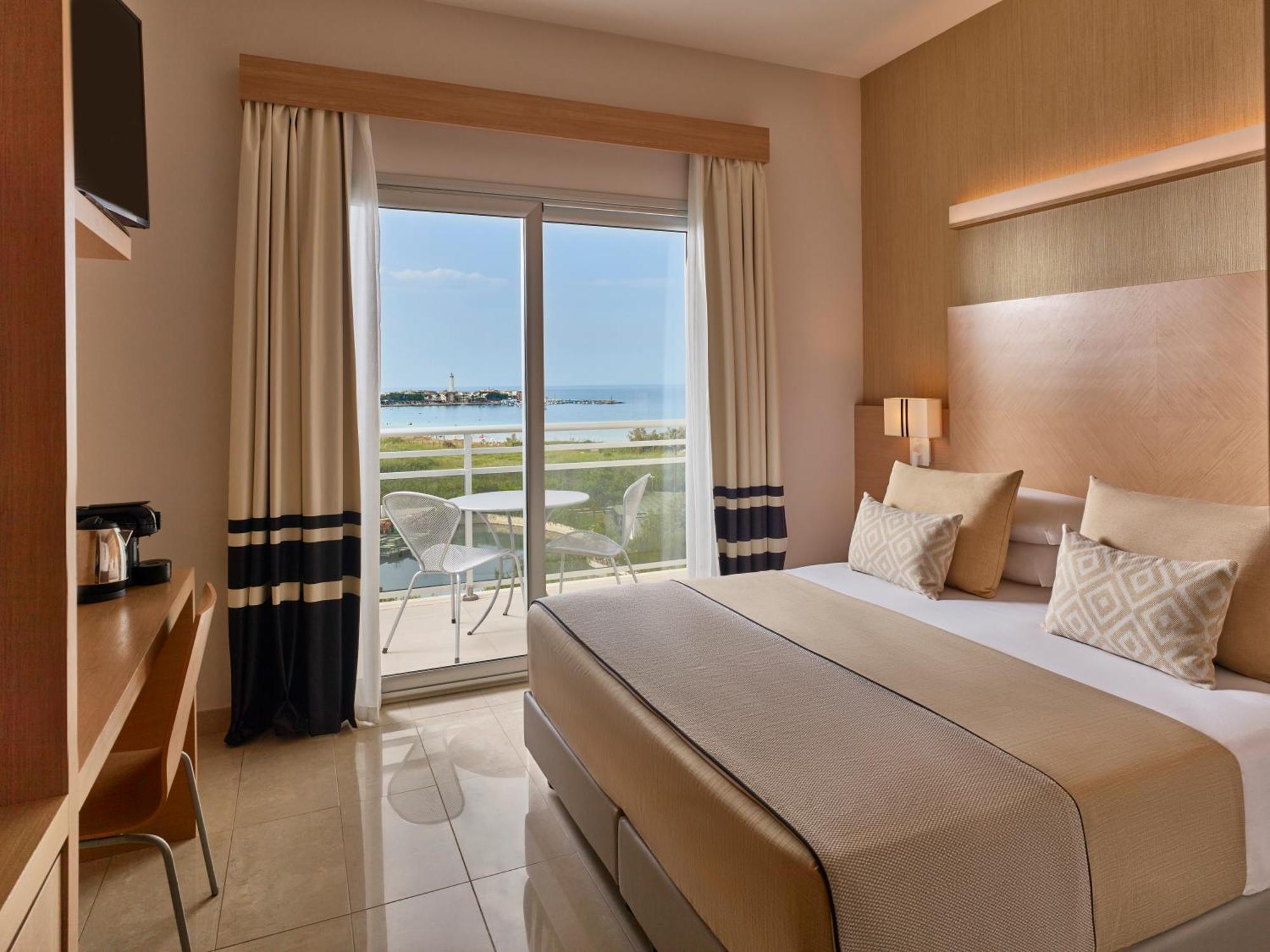 Chambre Quadruple - Vue sur Mer