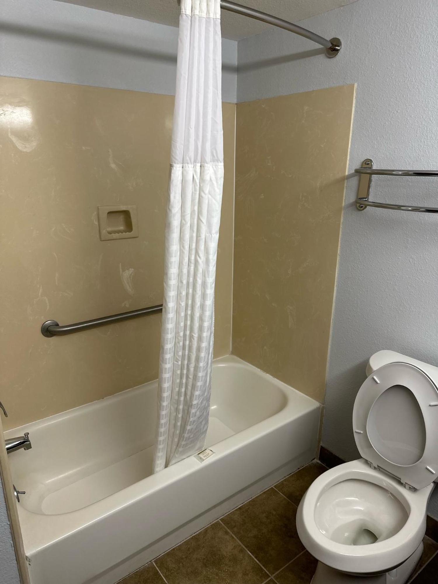 Double Room Two Double Beds Kitchenette