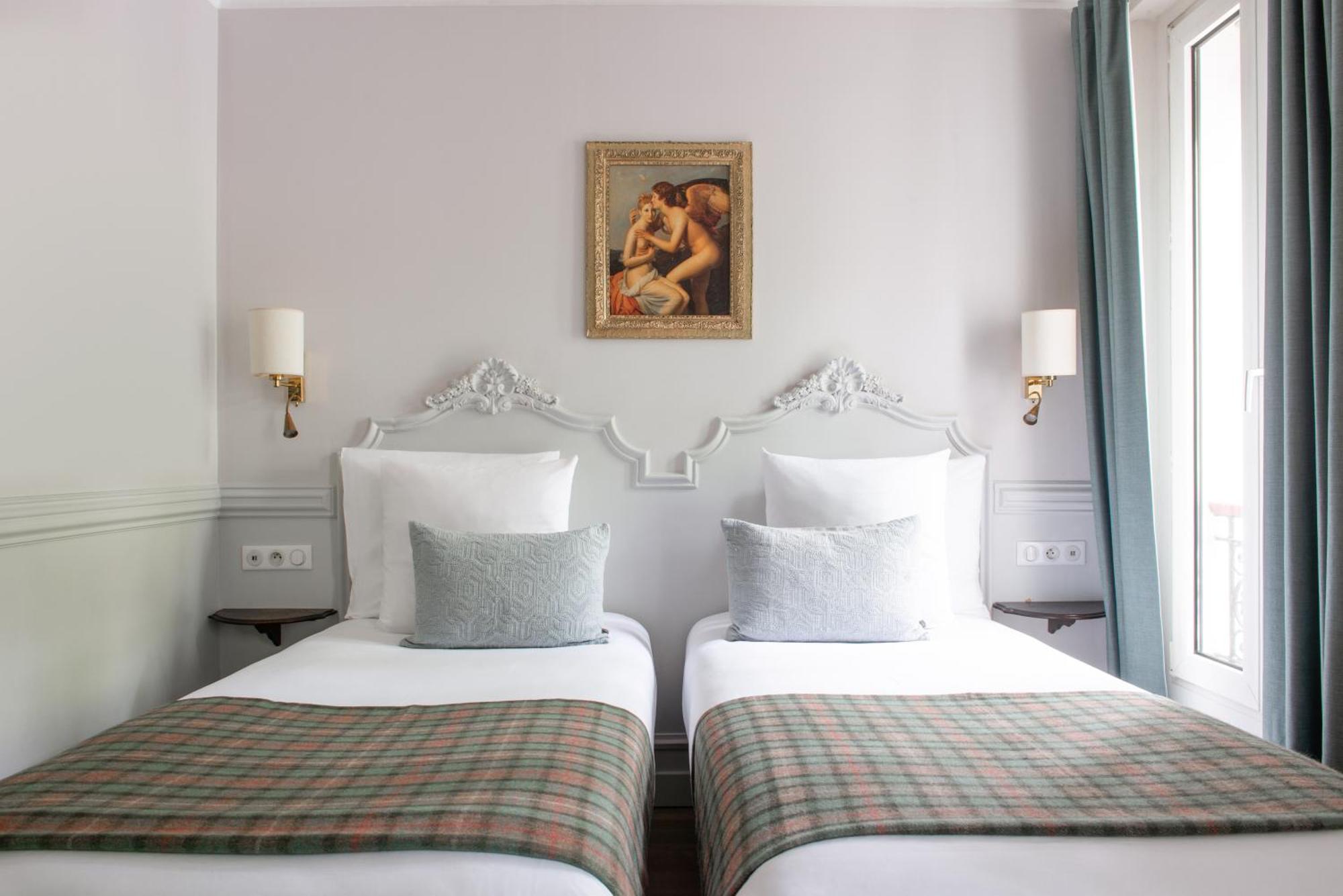 Twin Premium Room