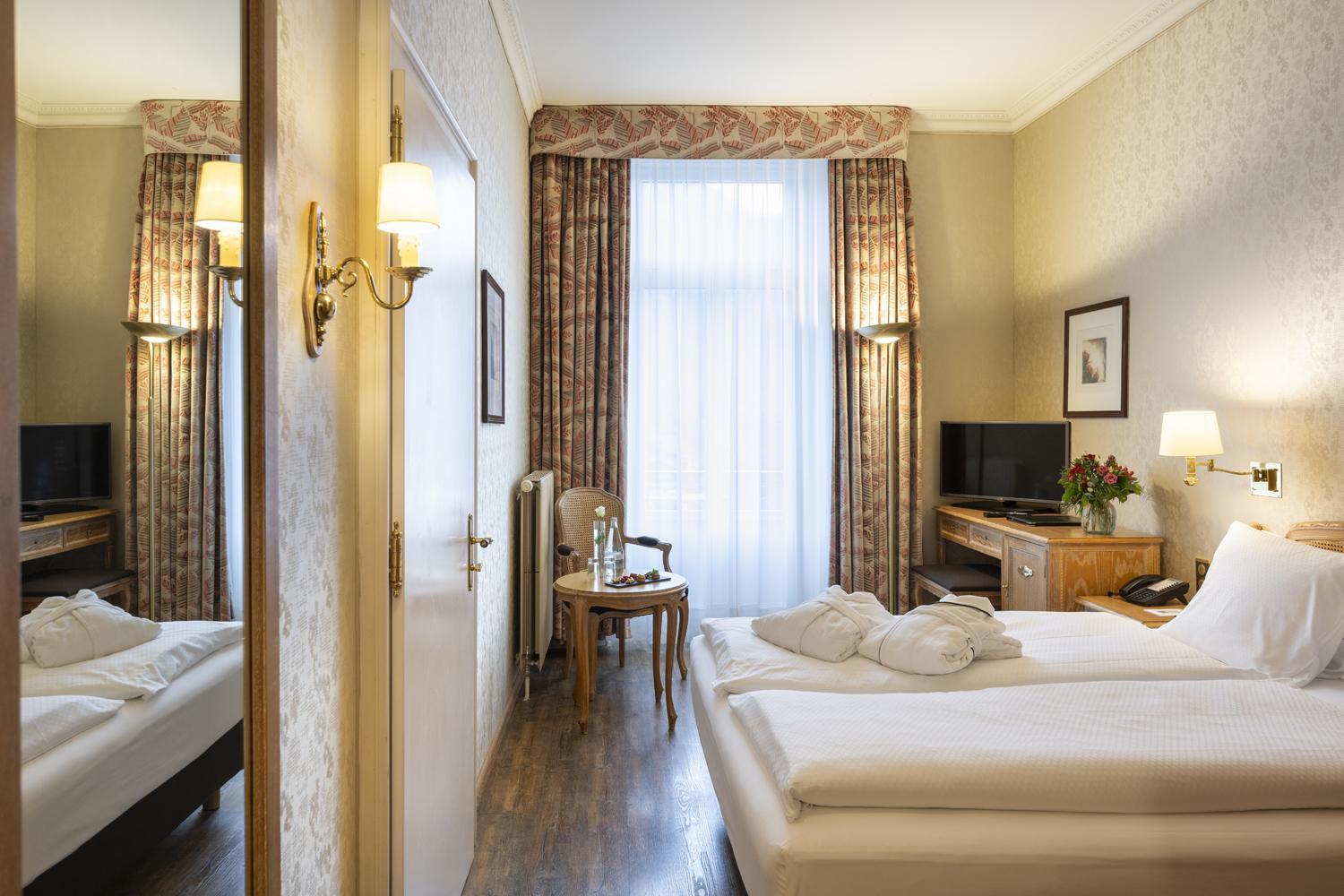 Queen Room Balcony