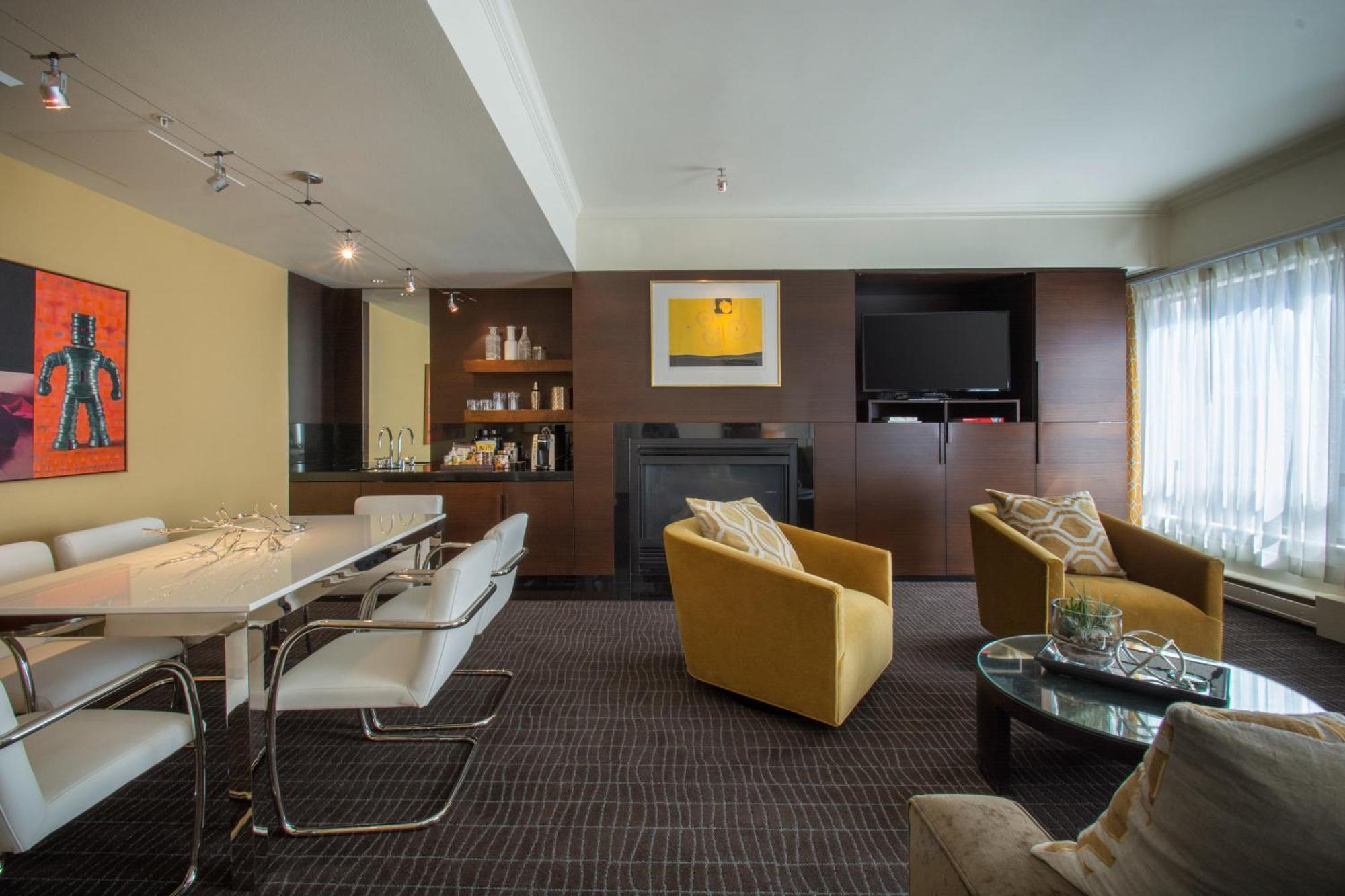 One-Bedroom Suite