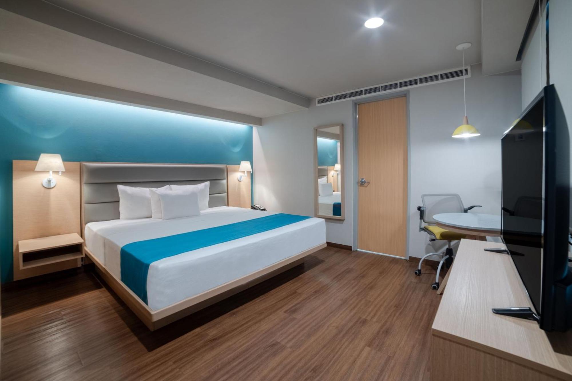 Penthouse Suite Sofa Bed Balcony