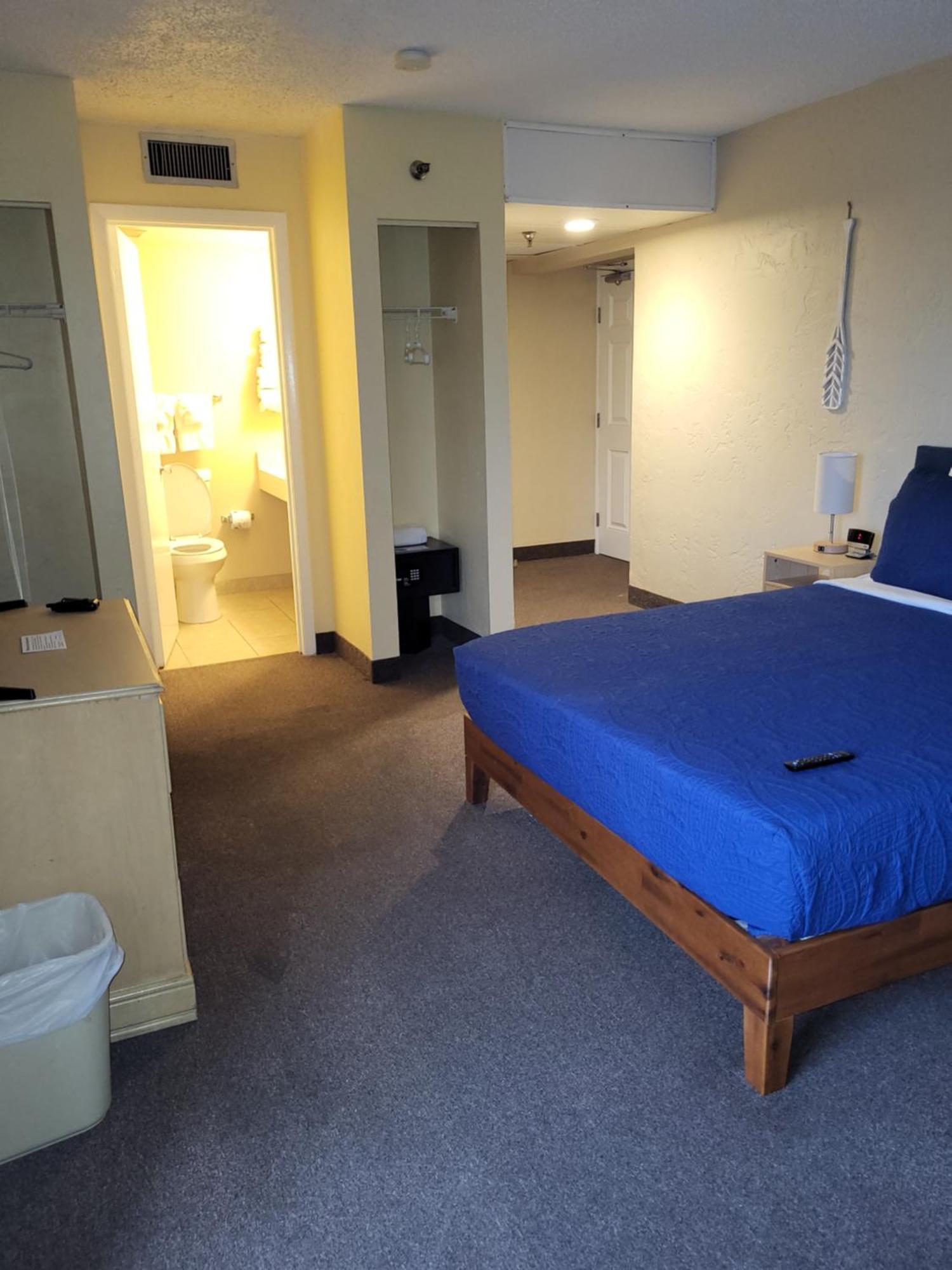 Queen Room