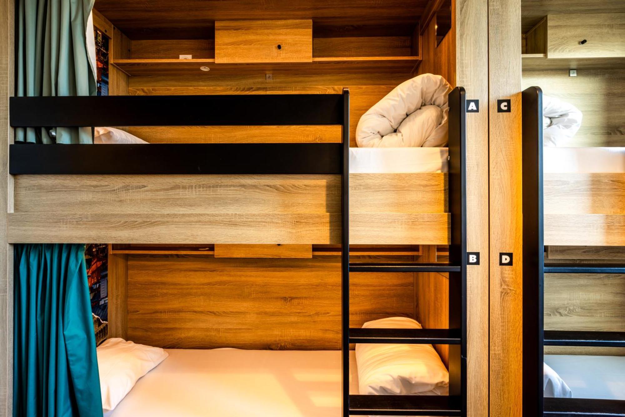 Bed 4-Bed Male Dormitory Room