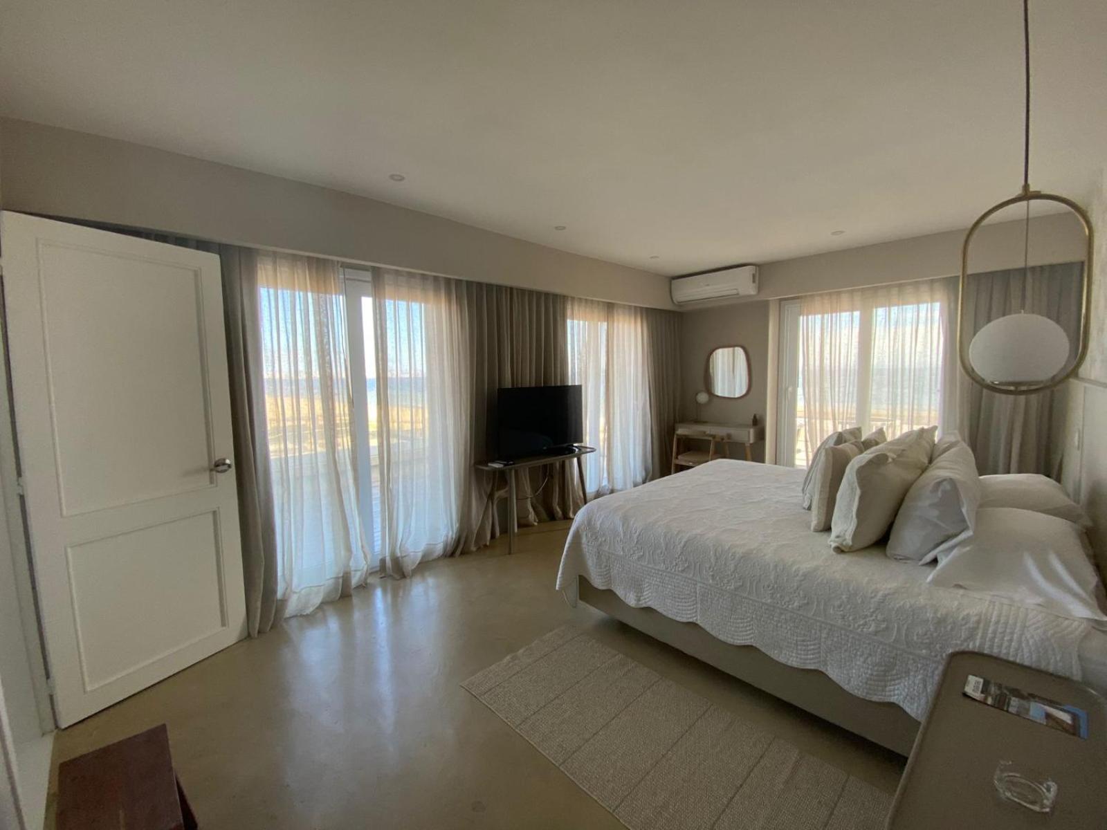 Deluxe Suite Sea View