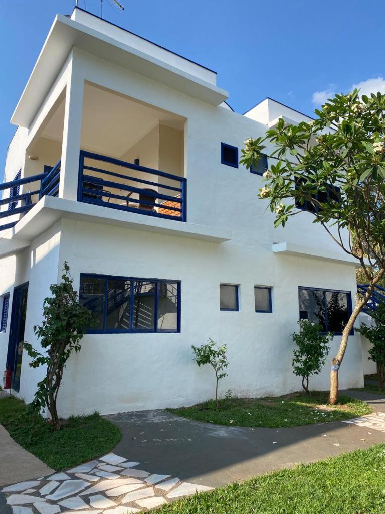 One-Bedroom Apartment,1536078394:JPEG