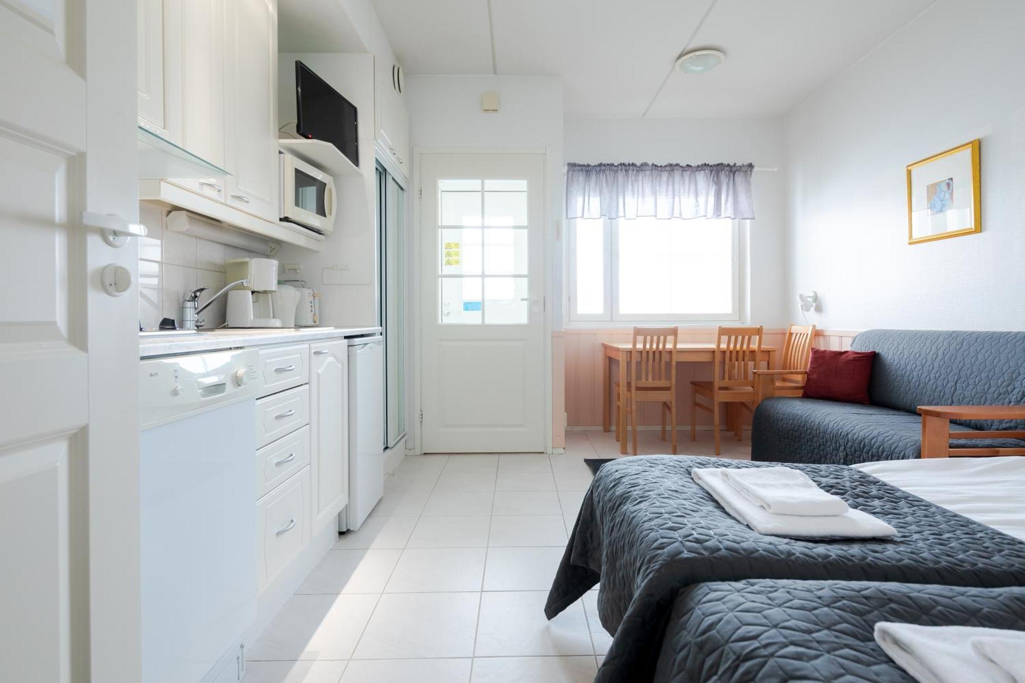 Economy Studio Apartment Sauna