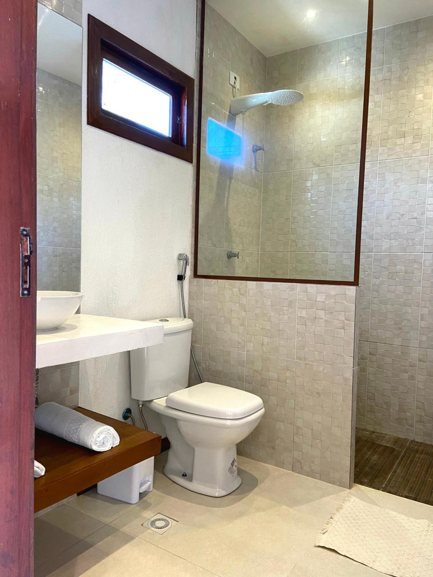 Deluxe Queen Suite