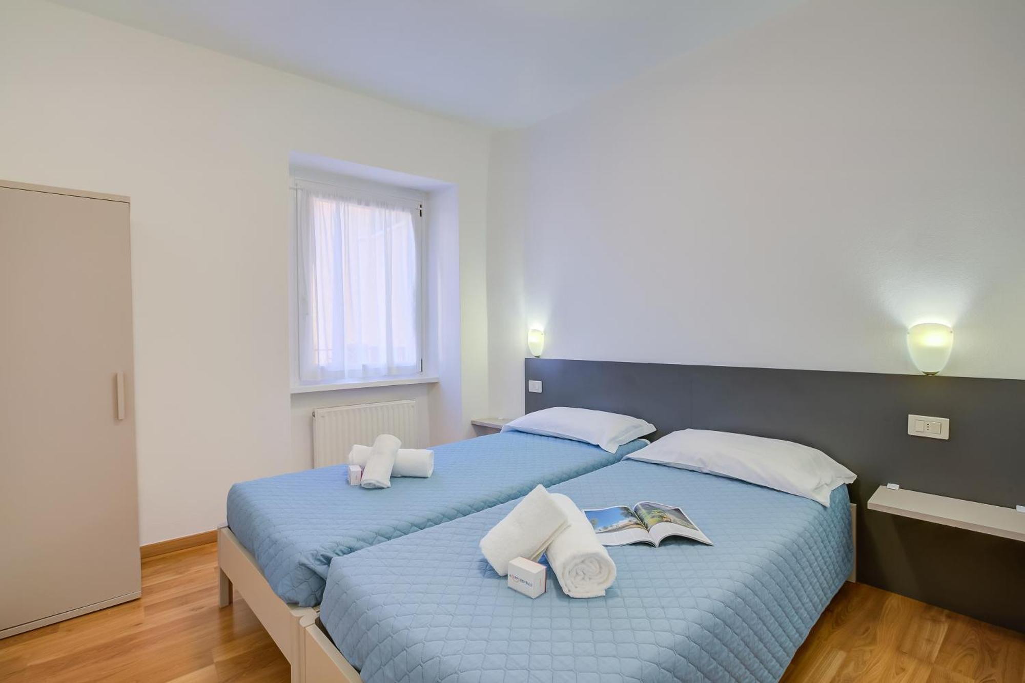 Appartamento con 2 Camere da Letto e Balcone