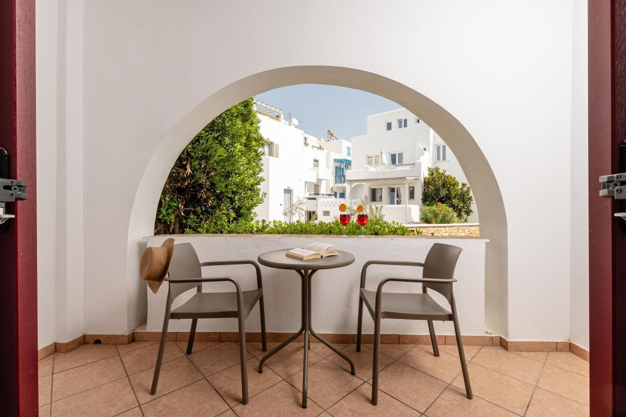 Comfort Room Garden view