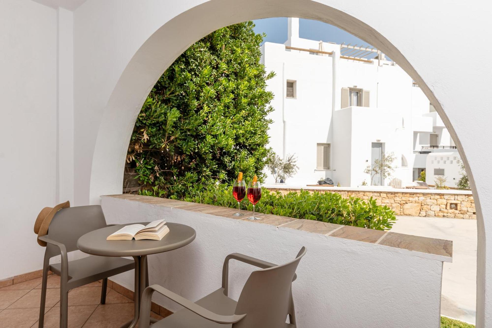 Comfort Room Garden view