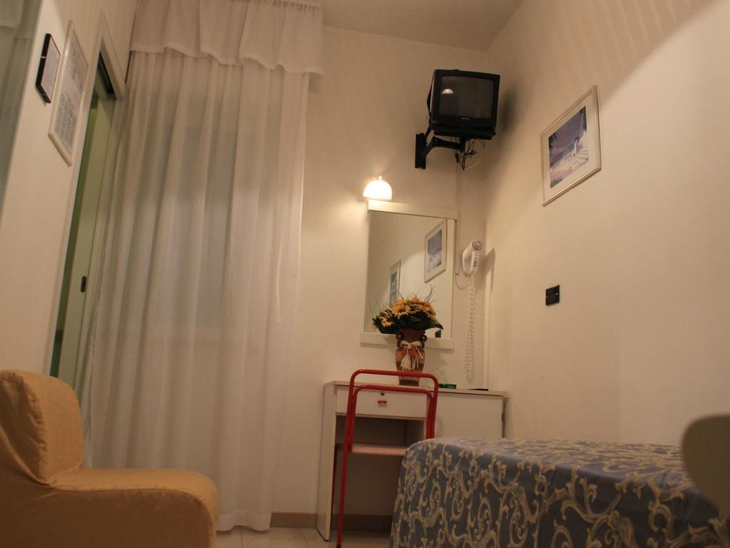 Camera Doppia Economy con Letto a Castello