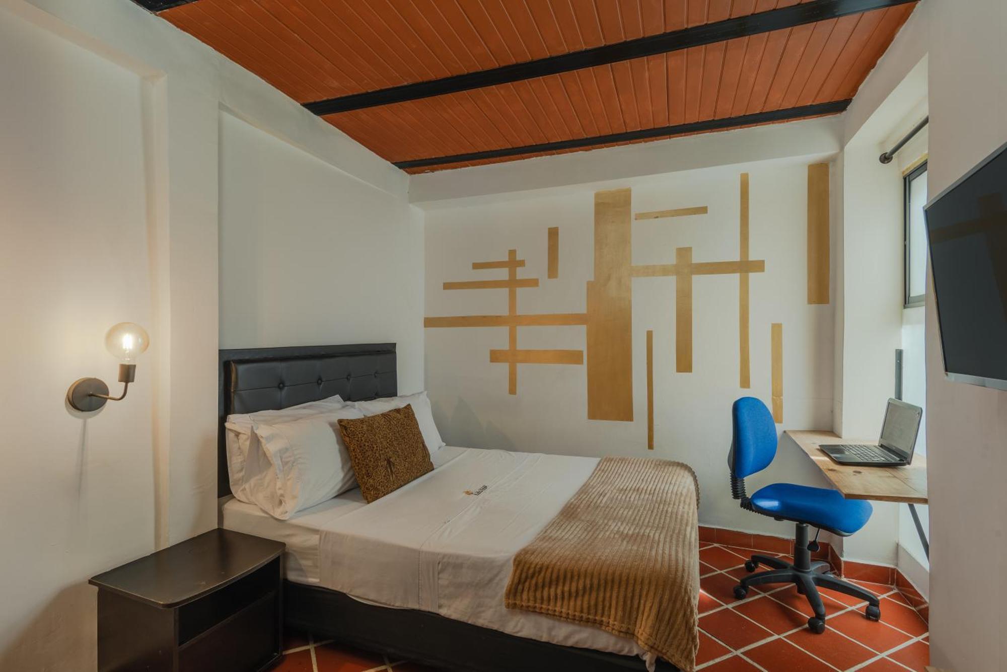 Double Room Private Bathroom