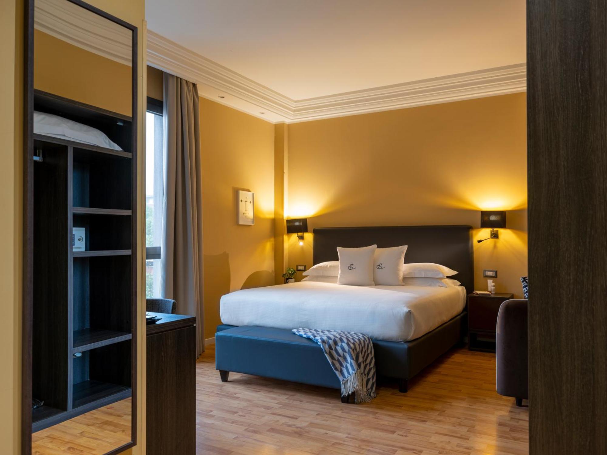 Superior Double or Twin Room City View