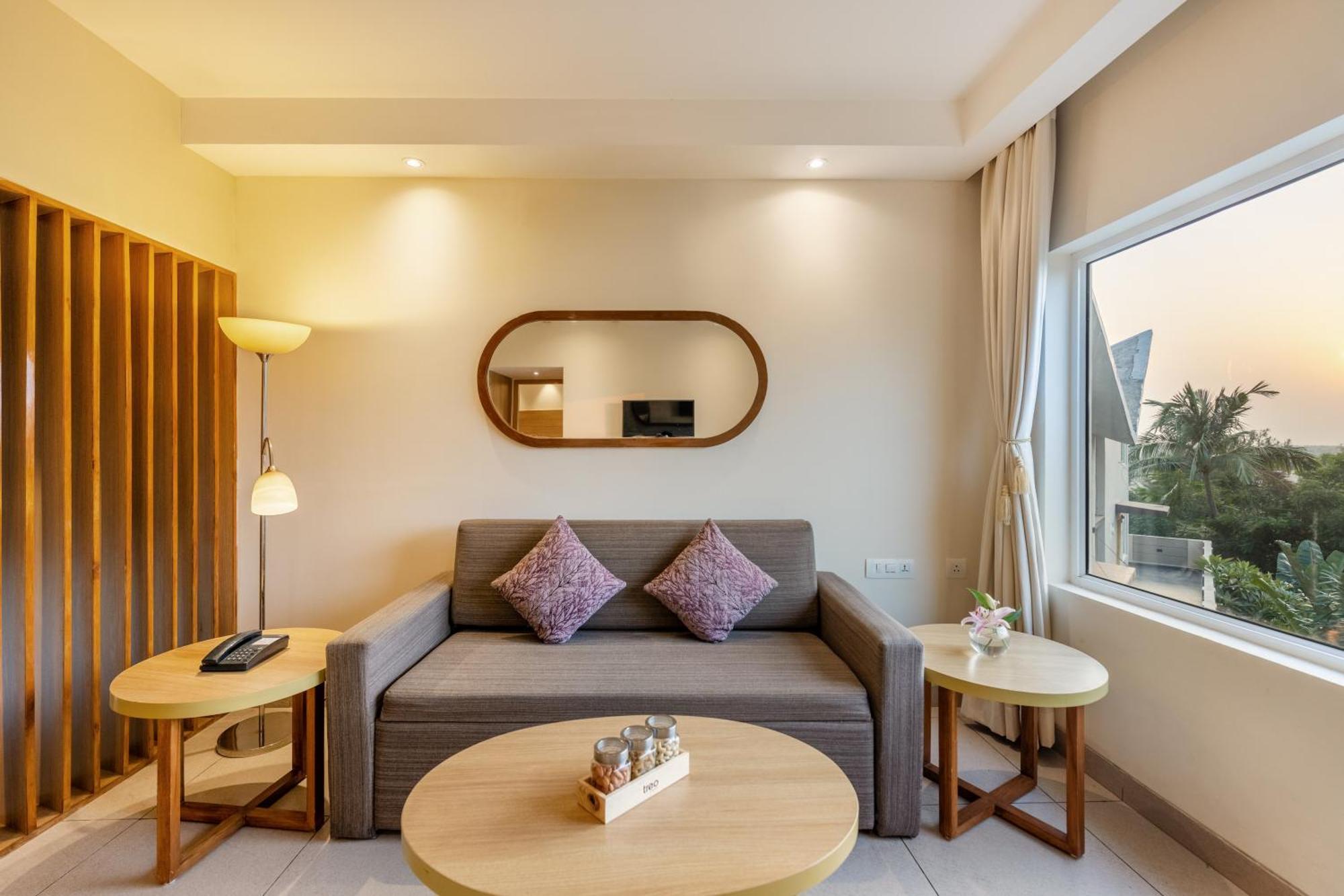 Sea View Privilege Suite with Balcony