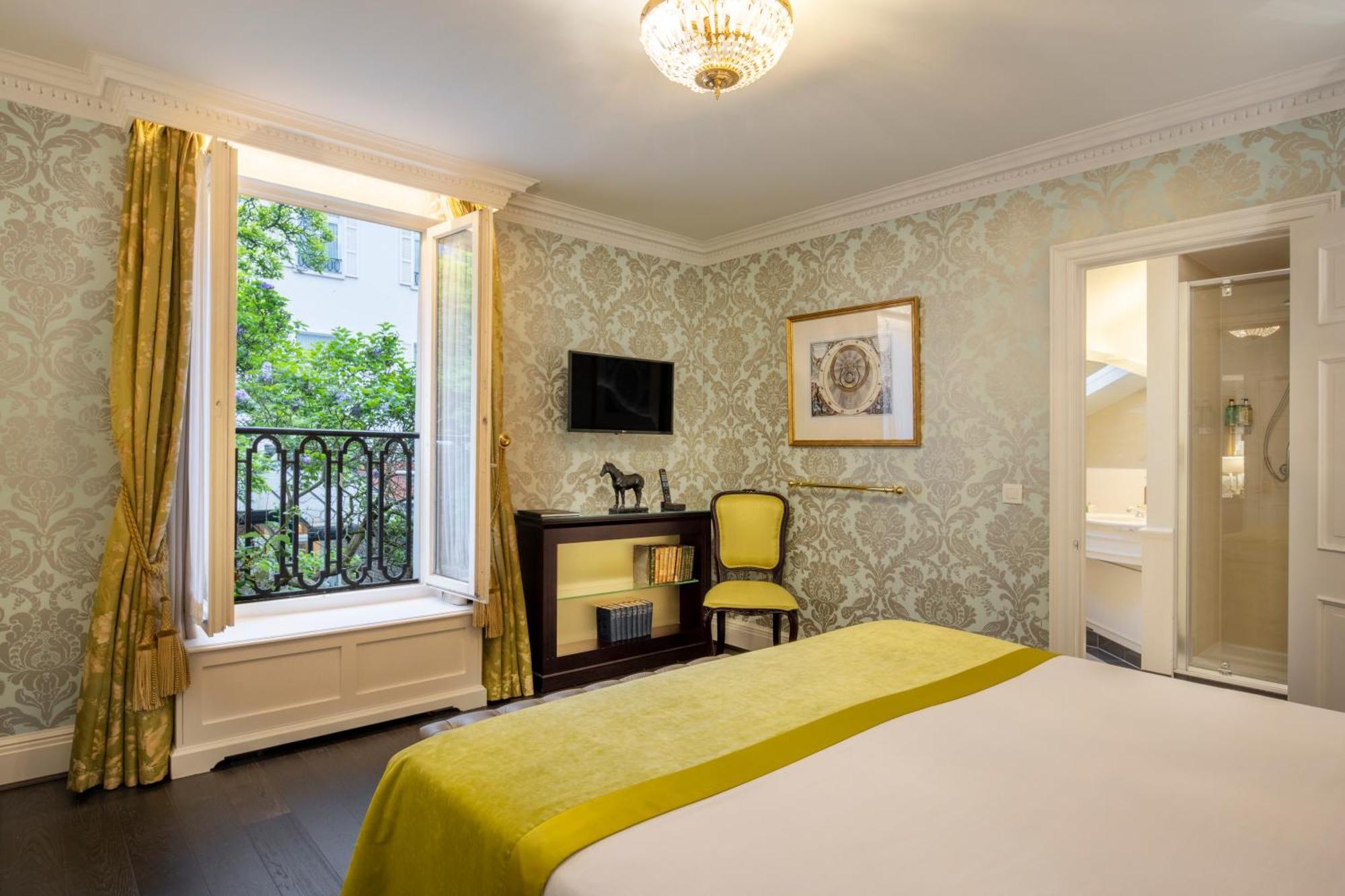Classic Double Room