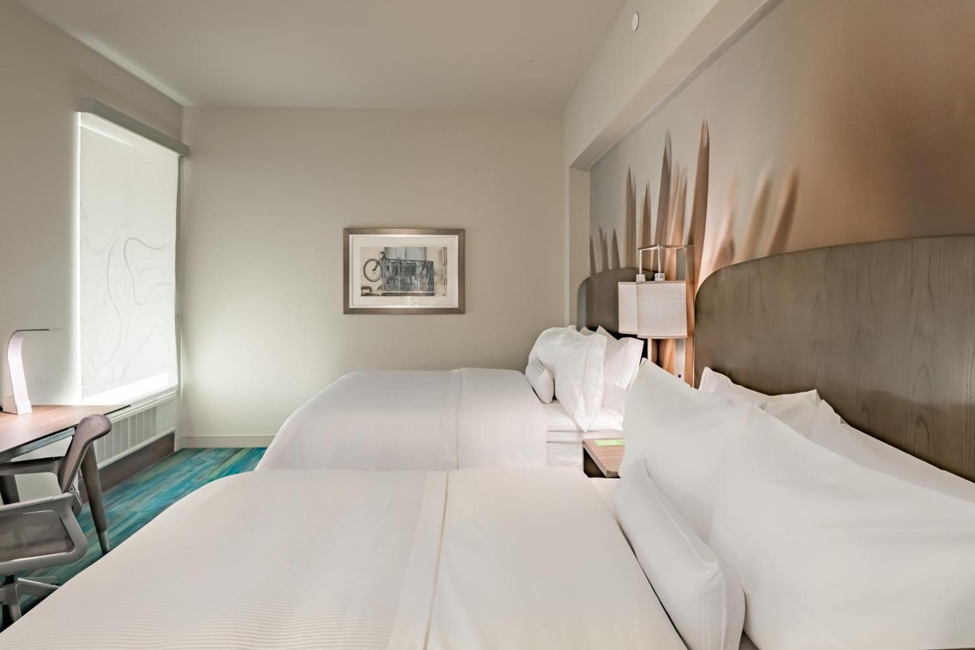 Queen Studio Two Queen Beds