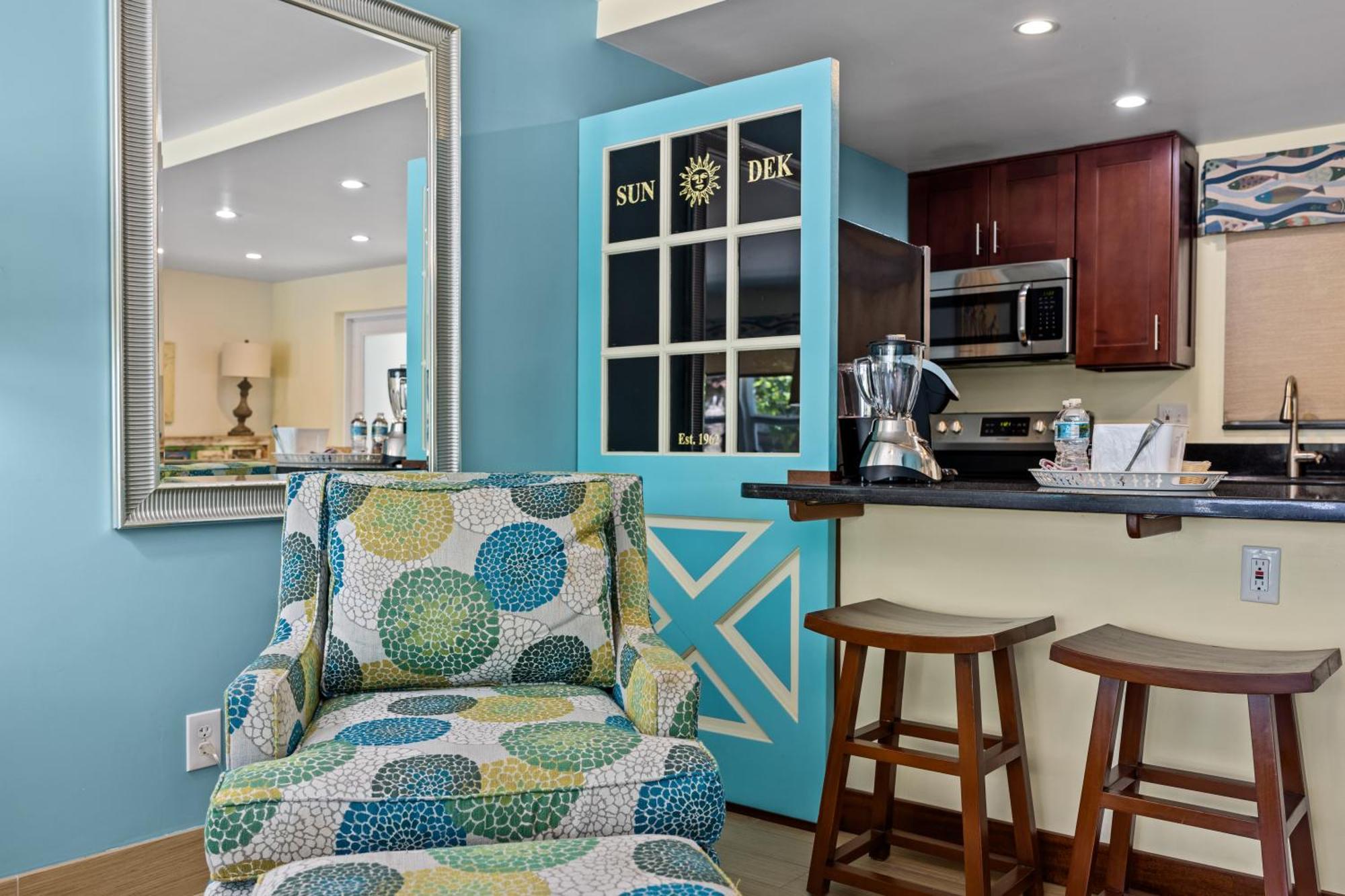 Beachside Bungalow Deluxe
