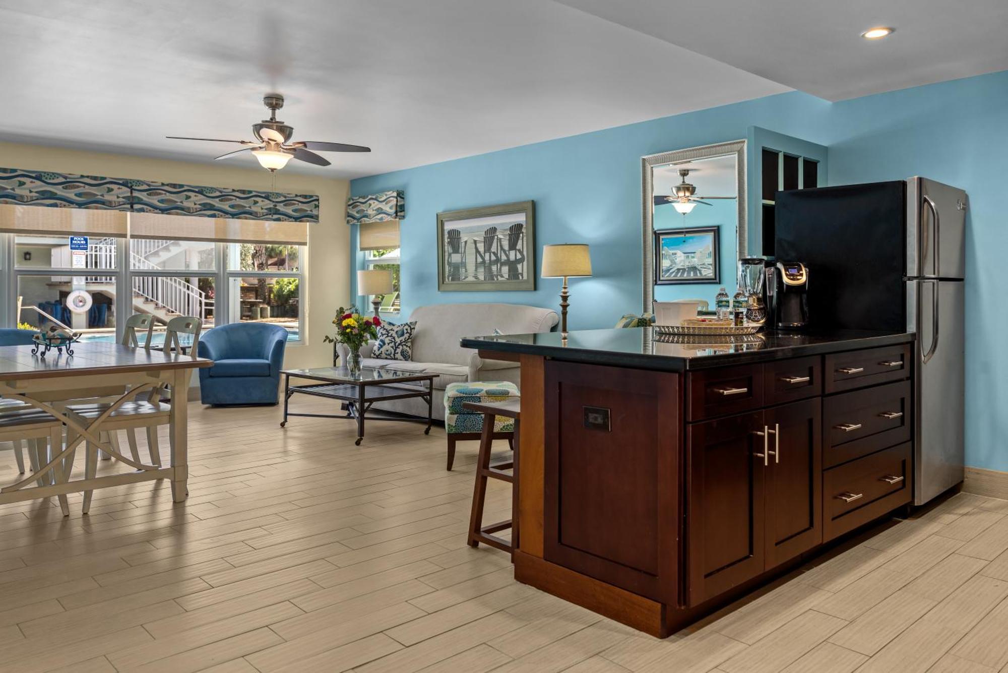Beachside Bungalow Deluxe