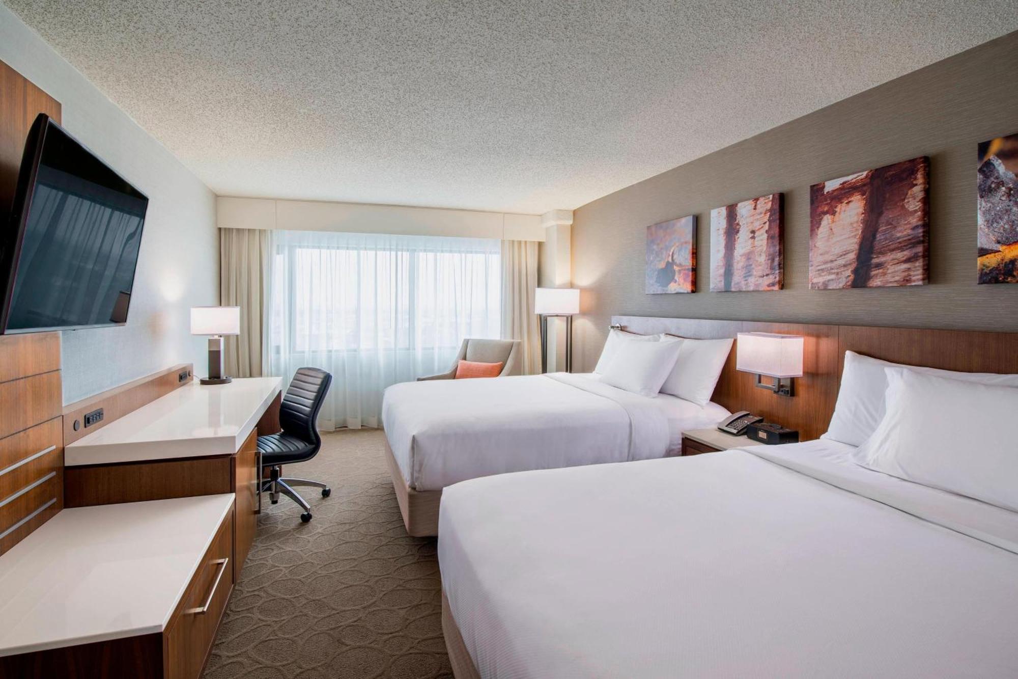 Deluxe Room with Two Queen Beds