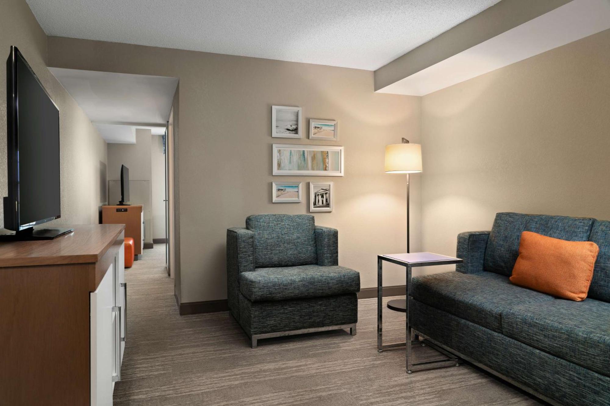 King Room with Sofa Bed - Non-Smoking