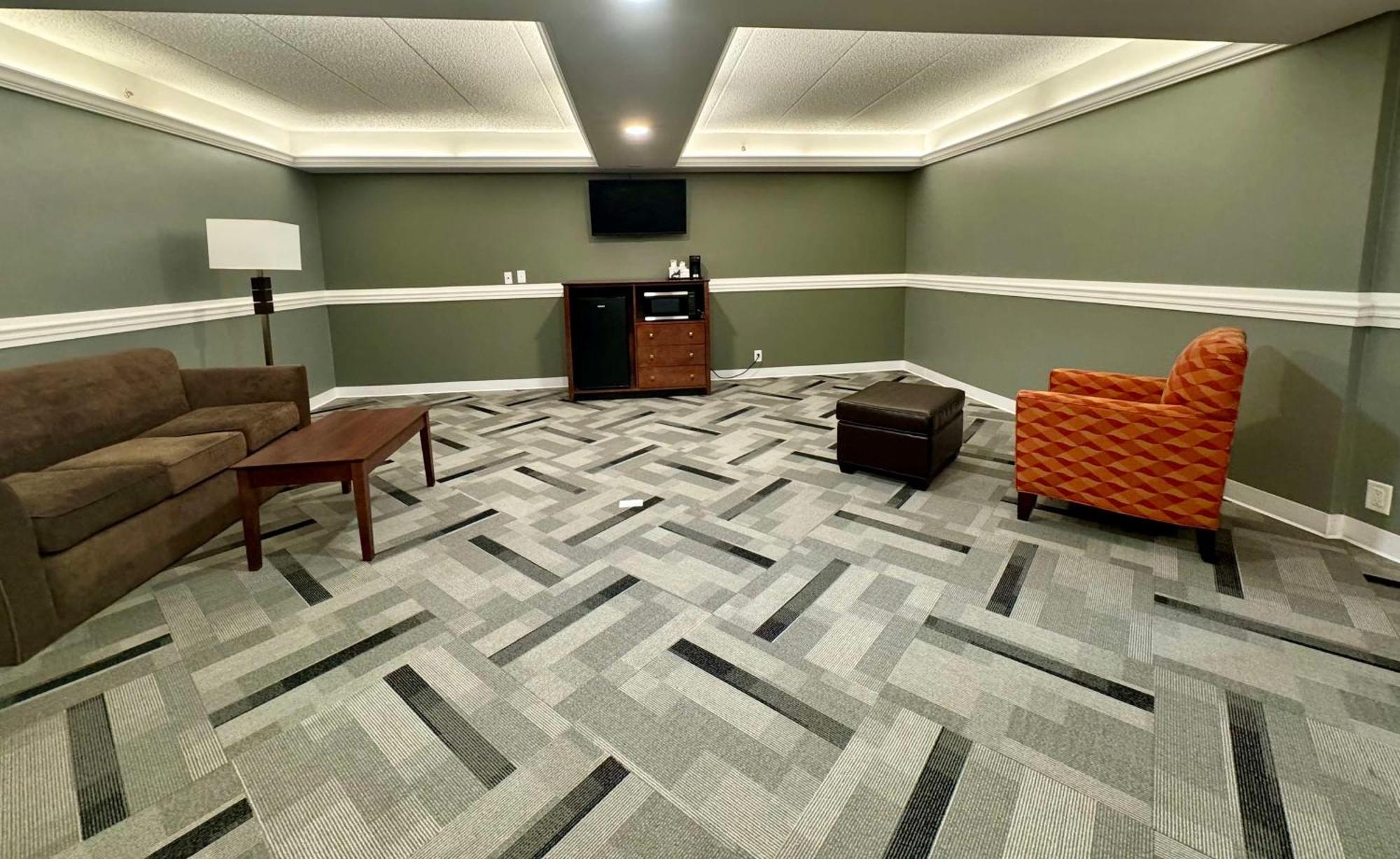 Large King Room Non-Smoking