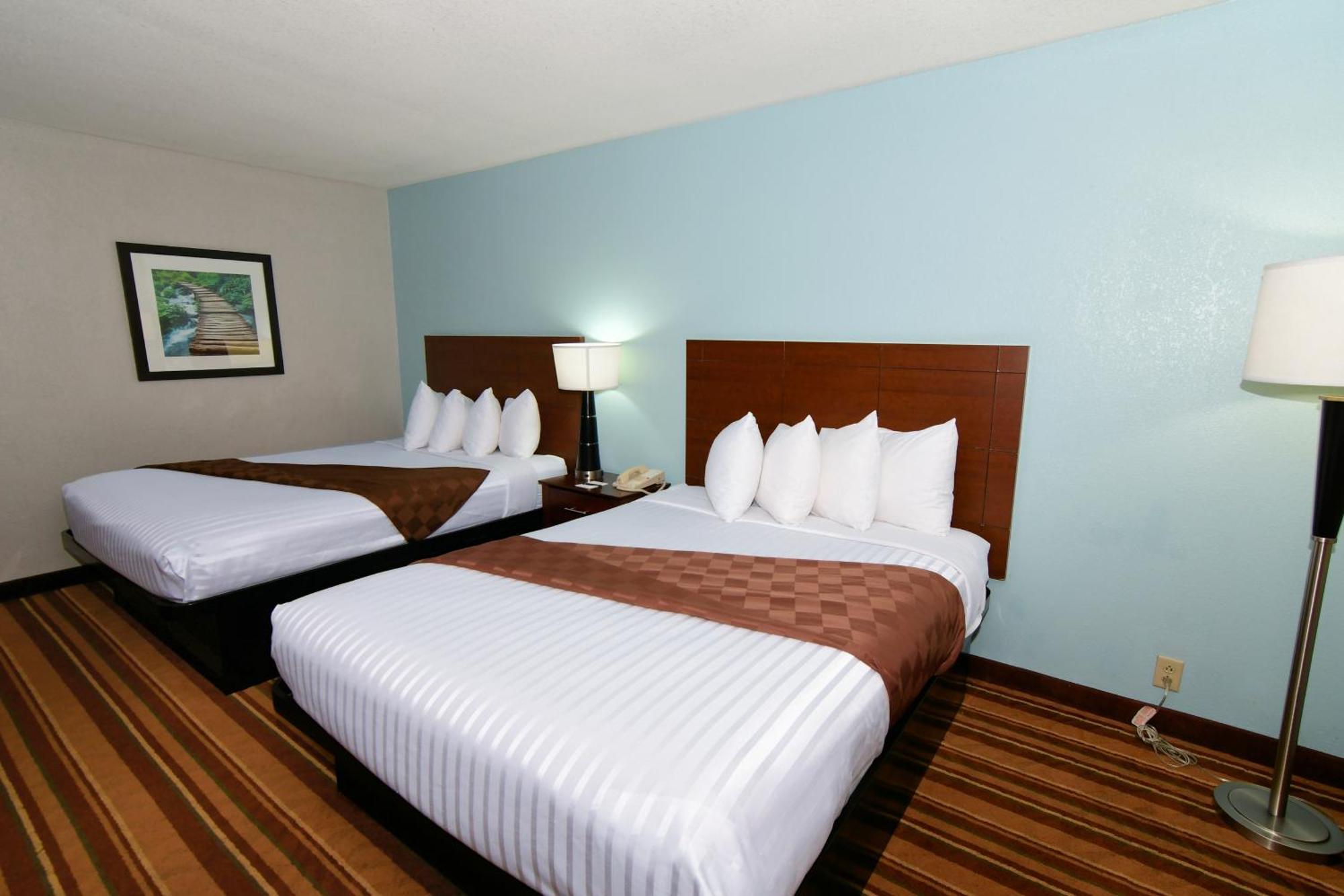 Queen Room with Two Queen Beds - Non-Smoking