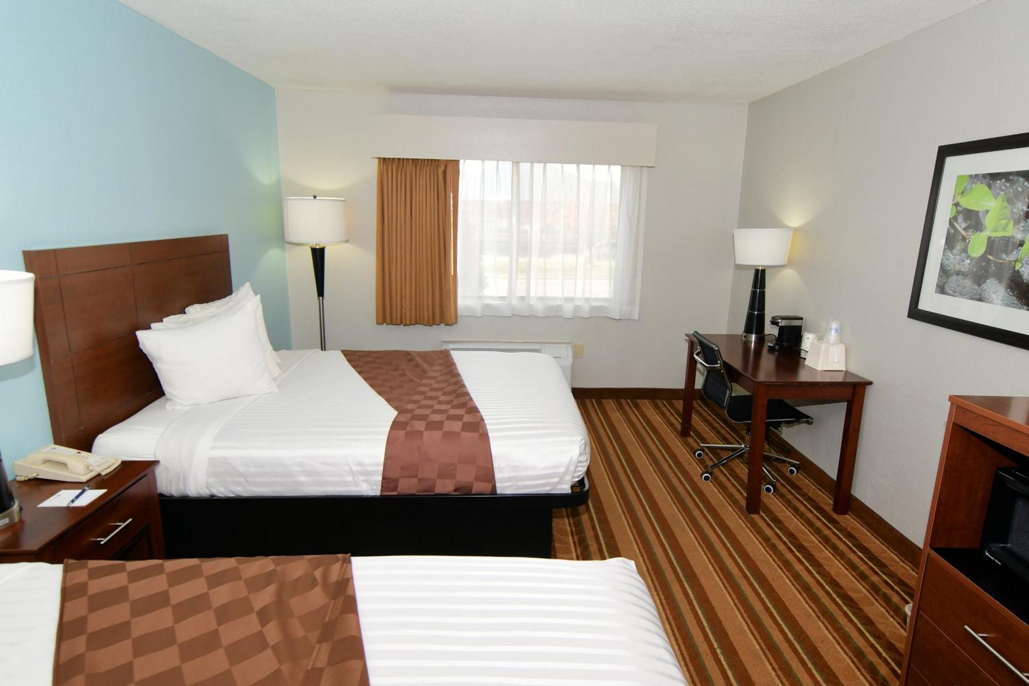 Queen Room Two Queen Beds Non-Smoking