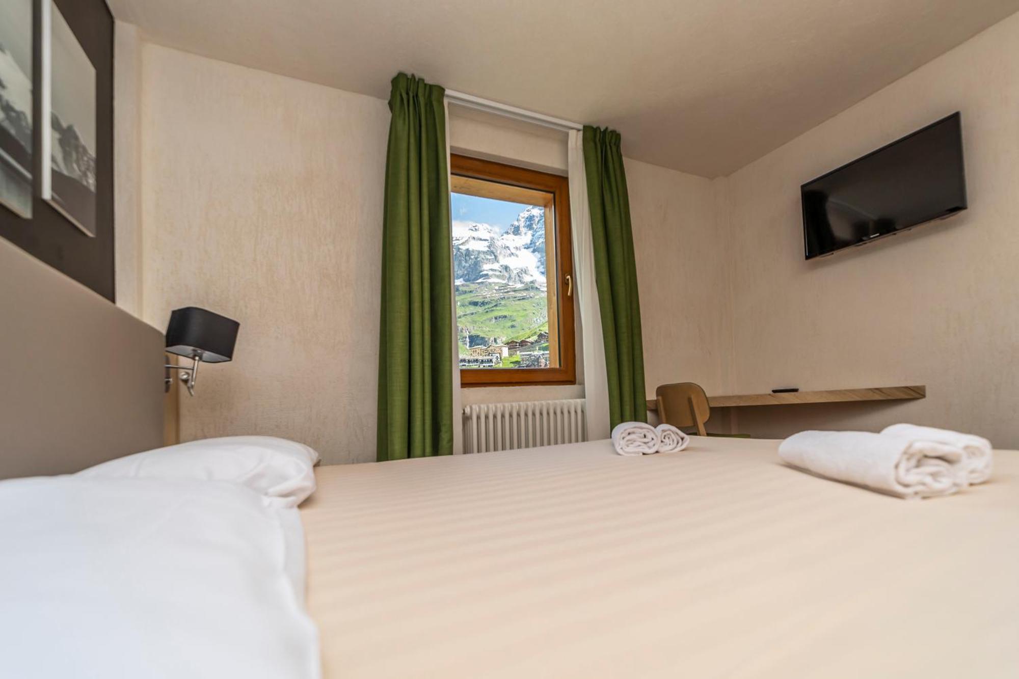 Superior Double or Twin Room Mountain View,1538269651:JPEG